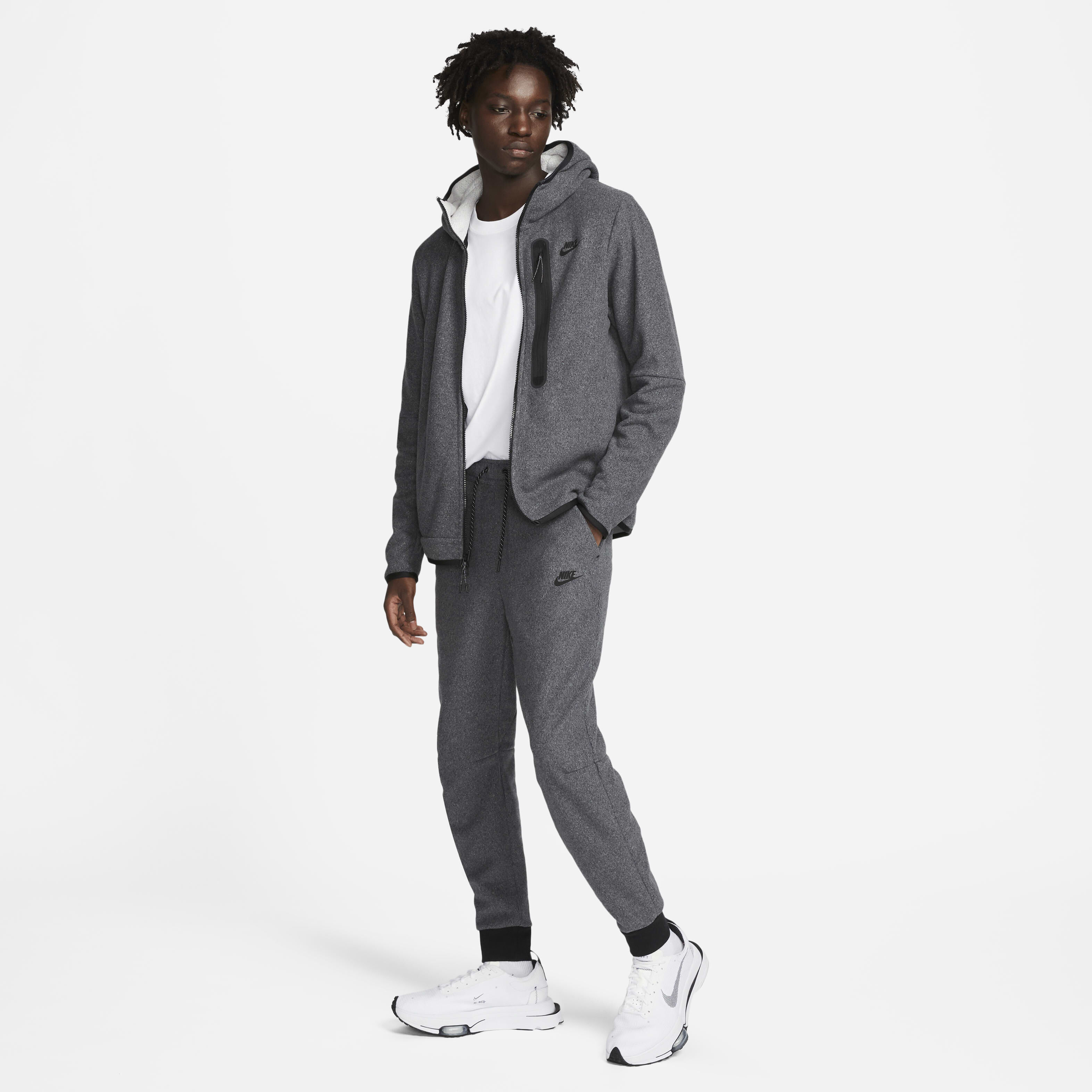 Nike Sportswear Tech Fleece image number 5