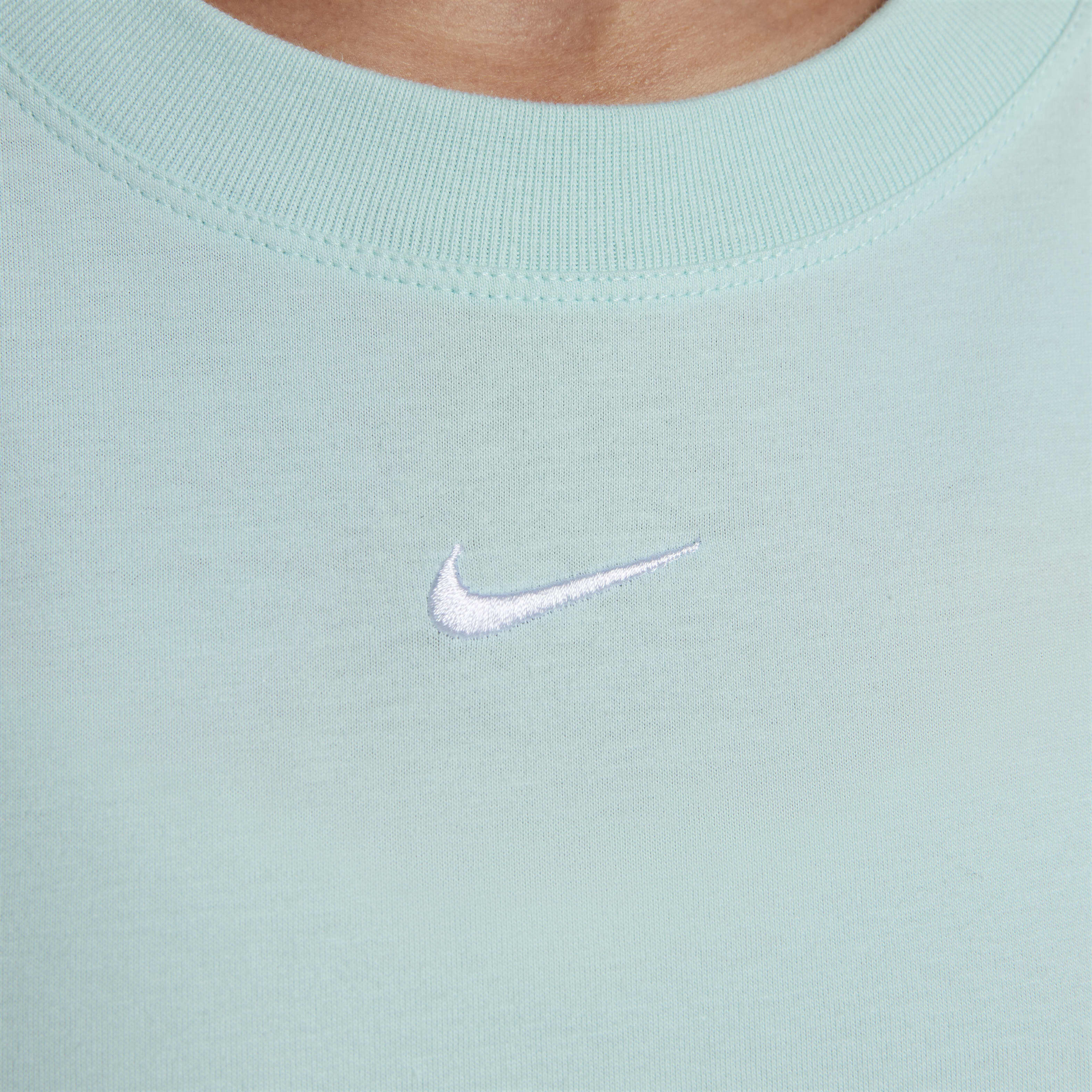 Nike Sportswear Essential image number 3