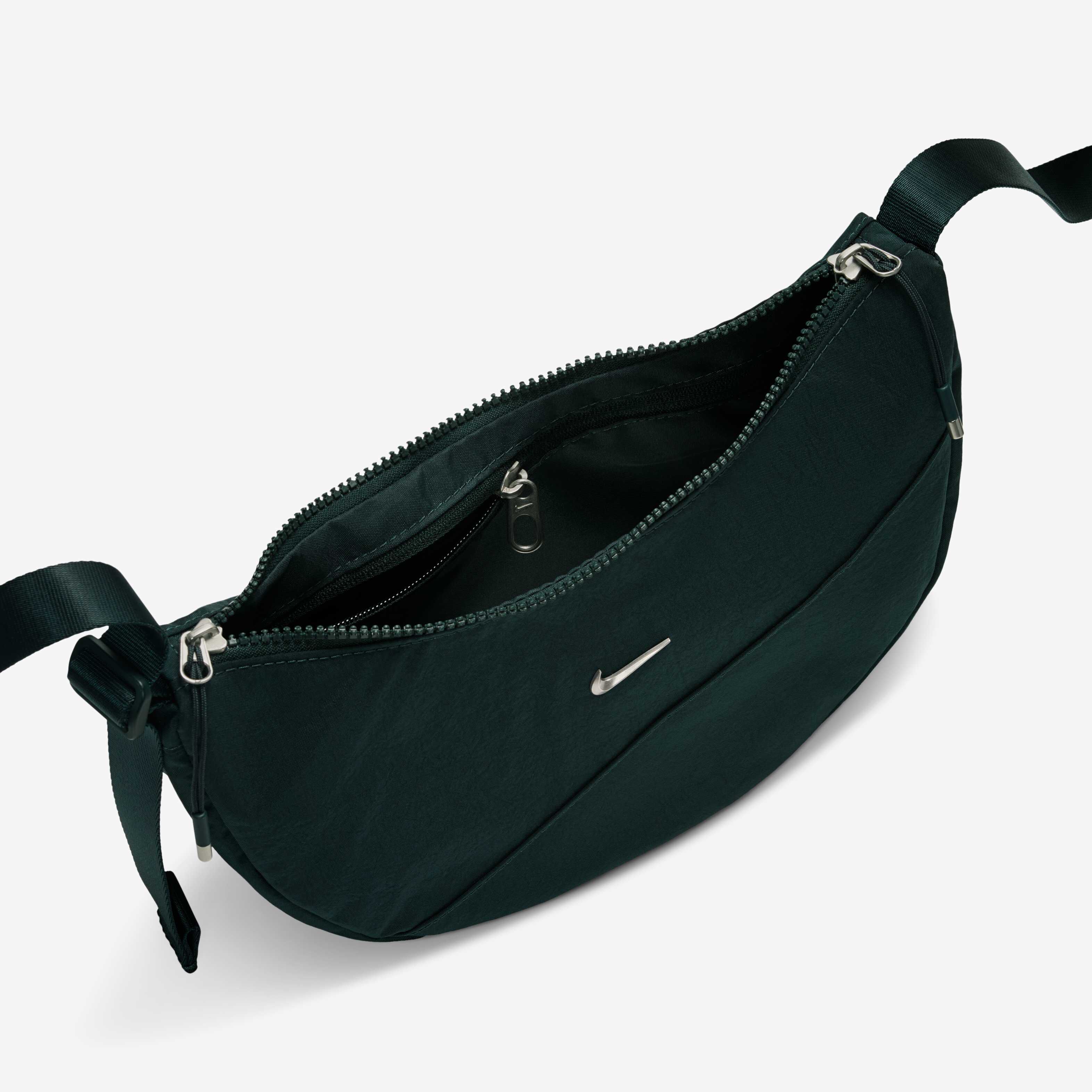 نايكي أورا image number 3