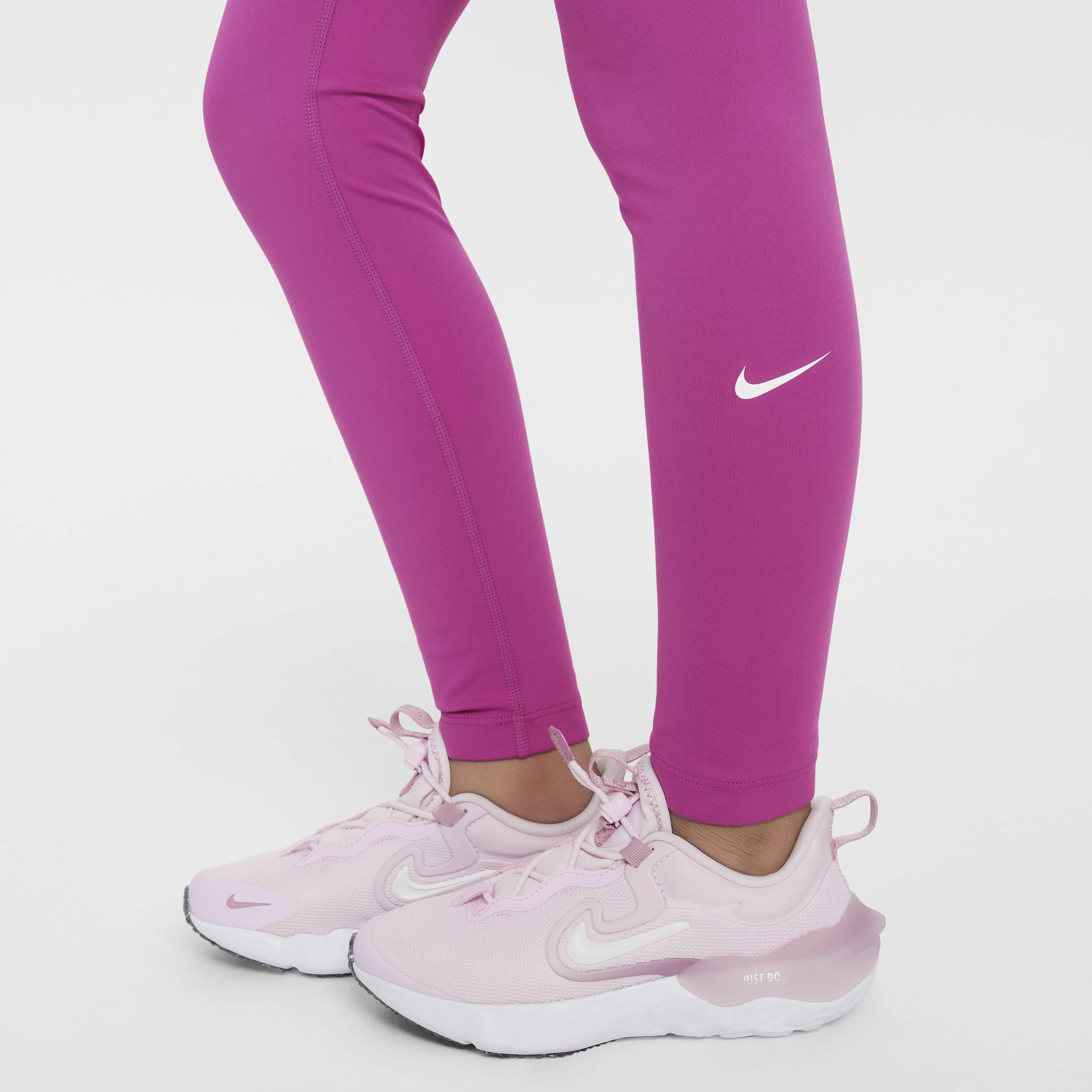 Nike One image number 3