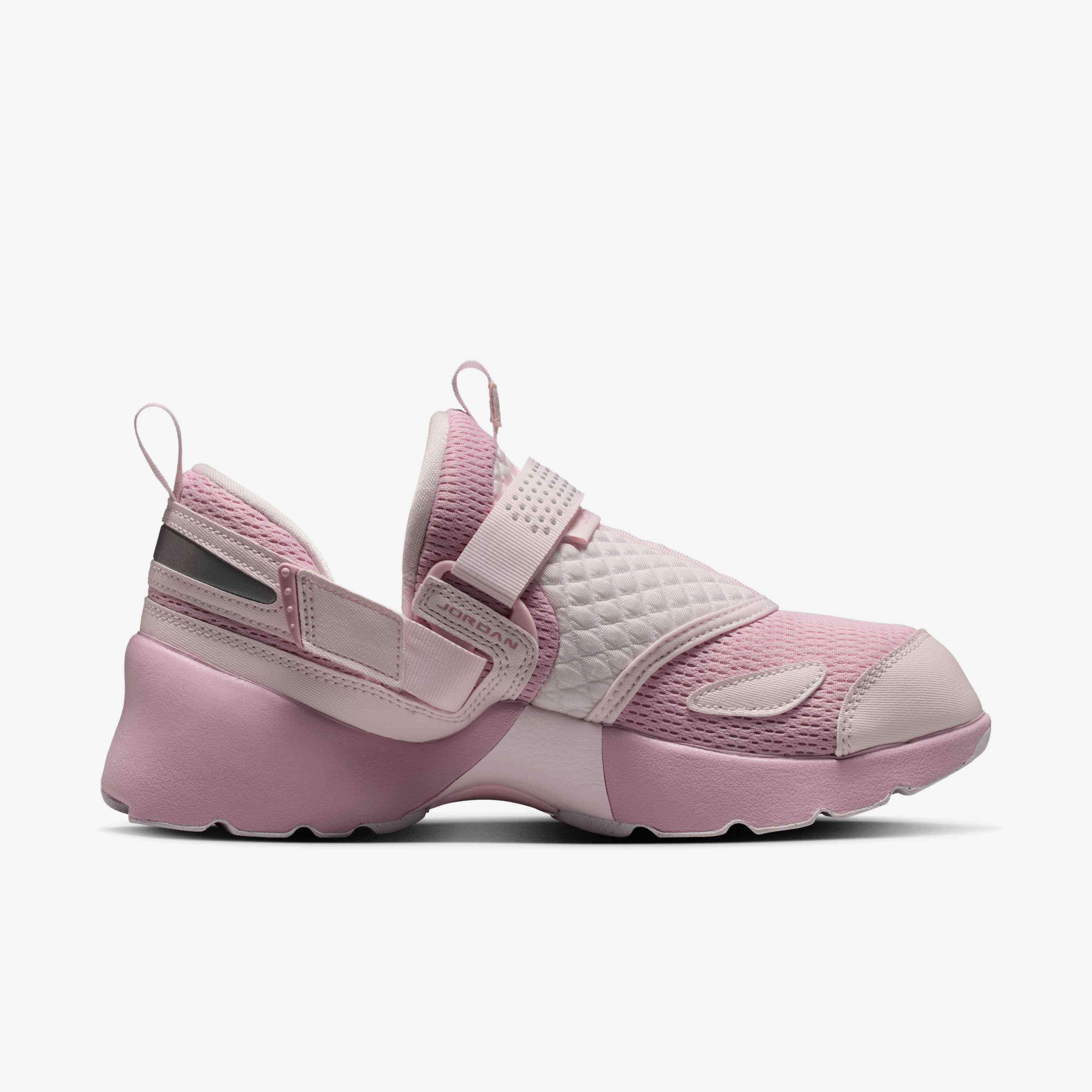 Jordan Trunner LX image number 2