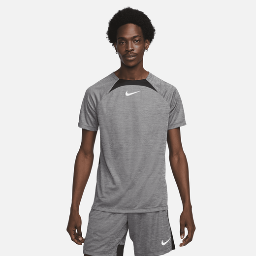 Dri-FIT AcademyMen's Short-Sleeve Football in Nike SA