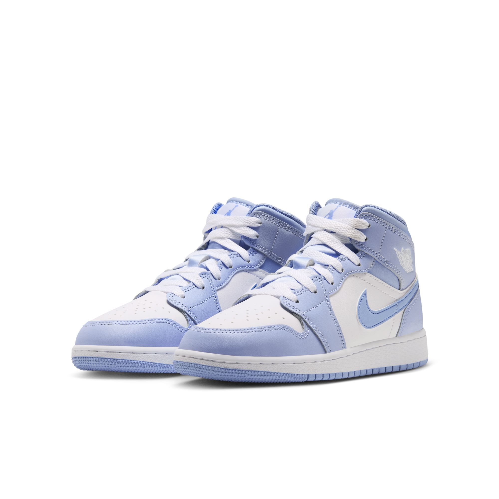 Air Jordan 1 Mid image number 2