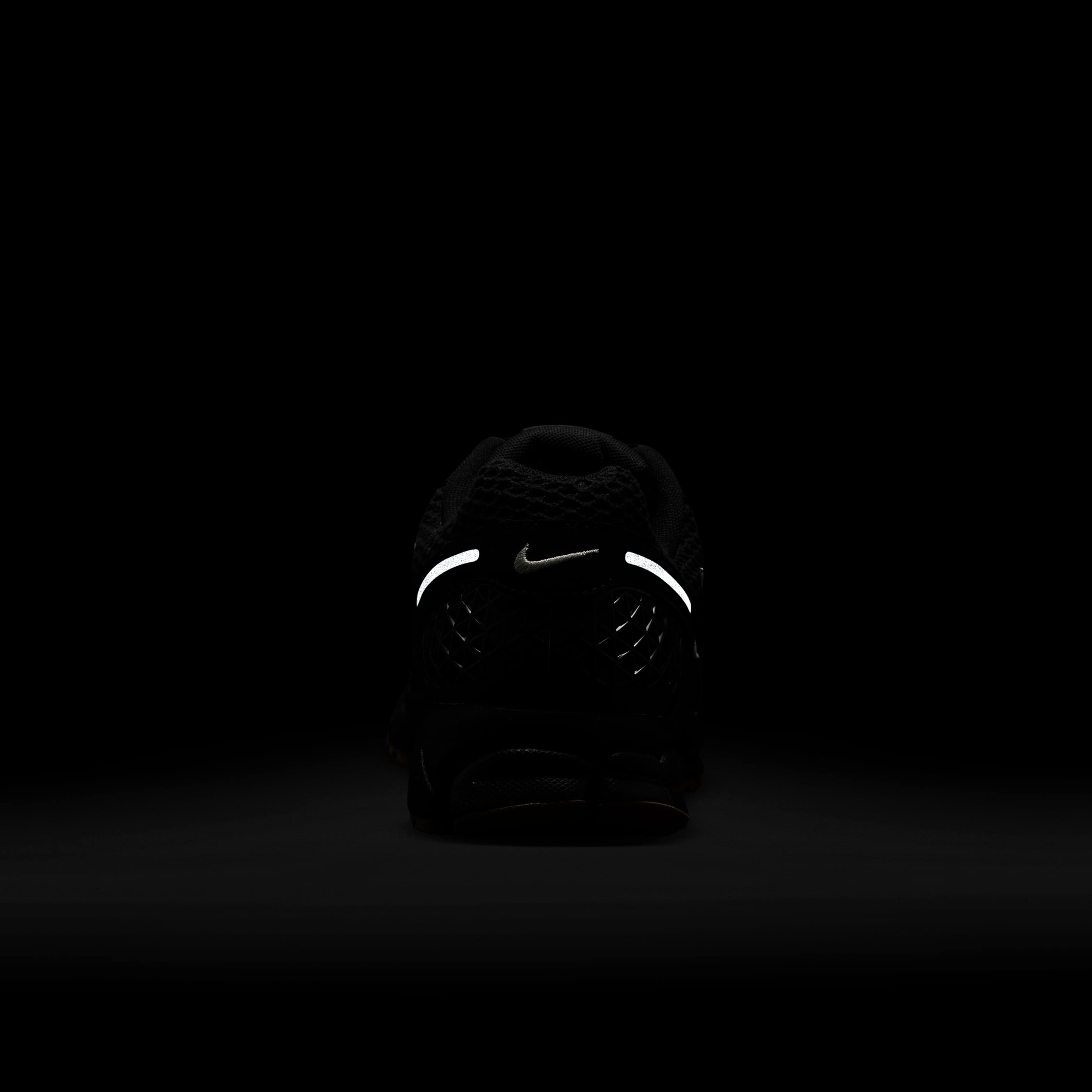 Zoom image