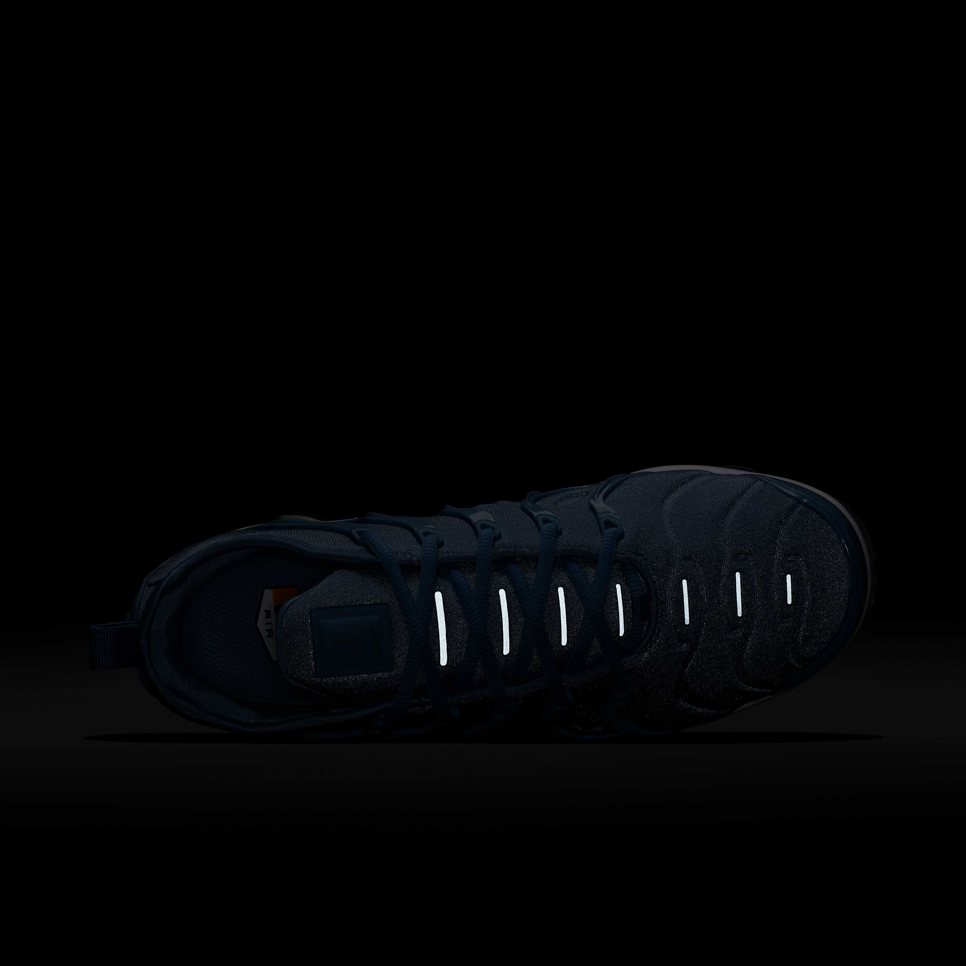 Nike Air VaporMax Plus image number 6