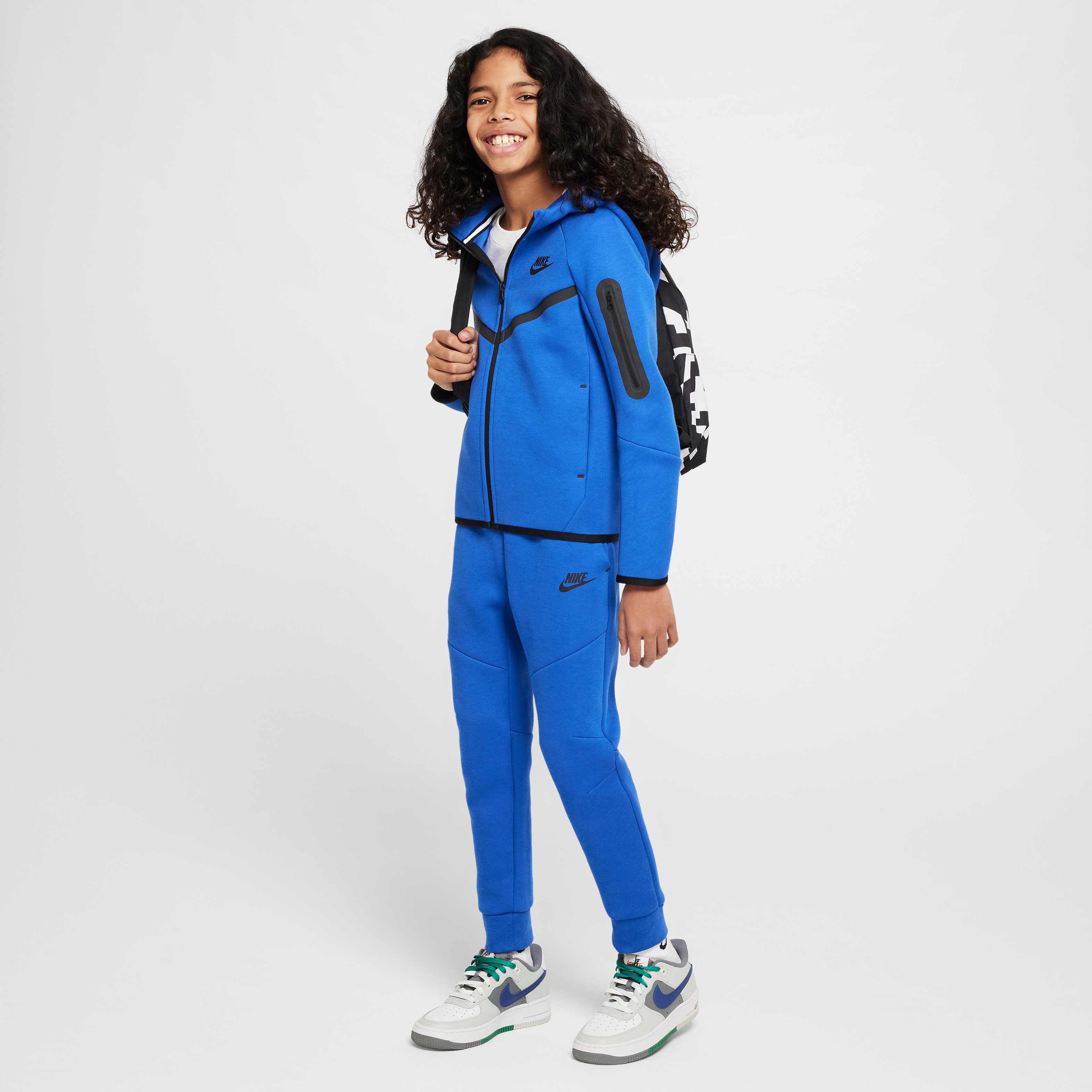 نايكي سبورتسوير تك فليس image number 8