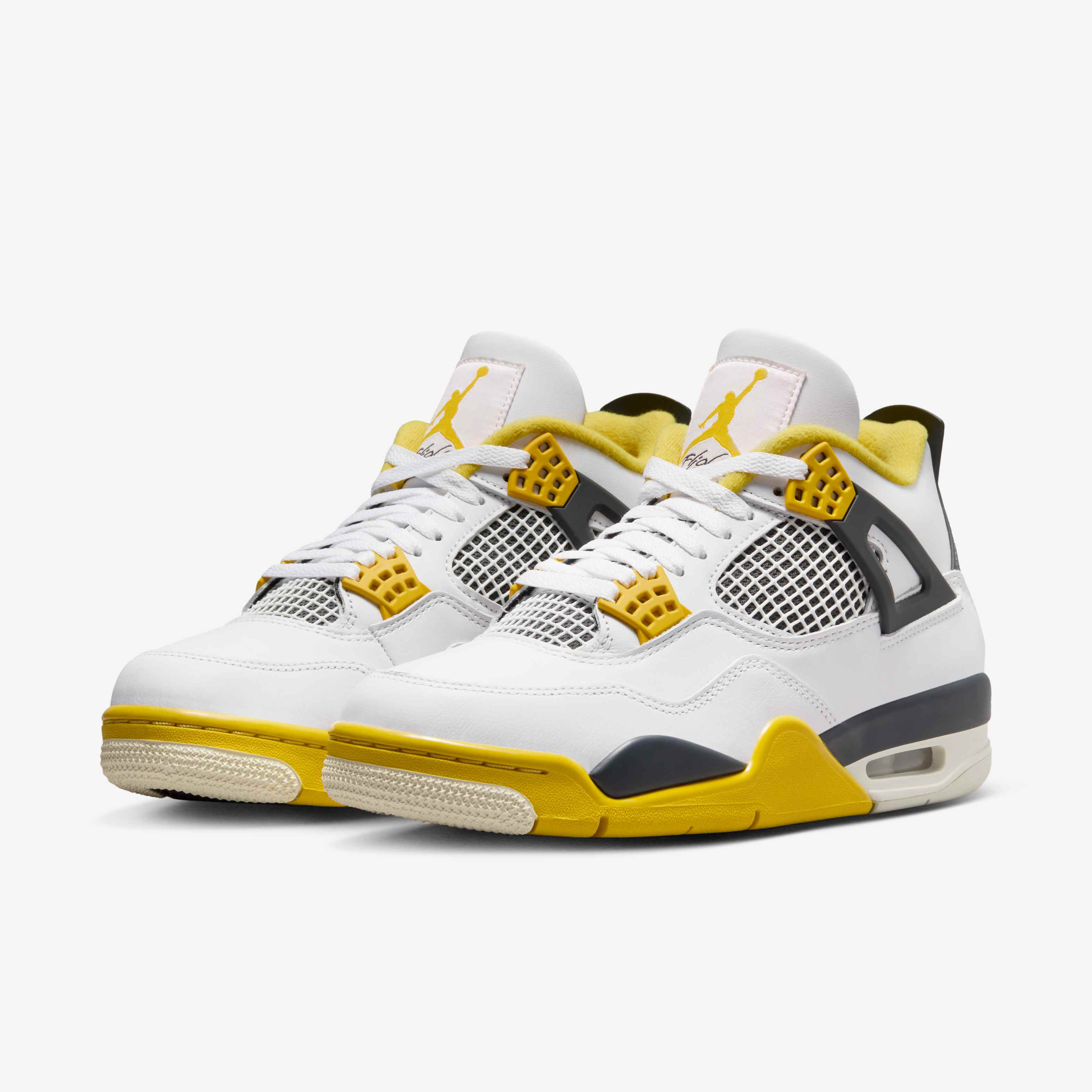 Air Jordan 4 Retro image number 4