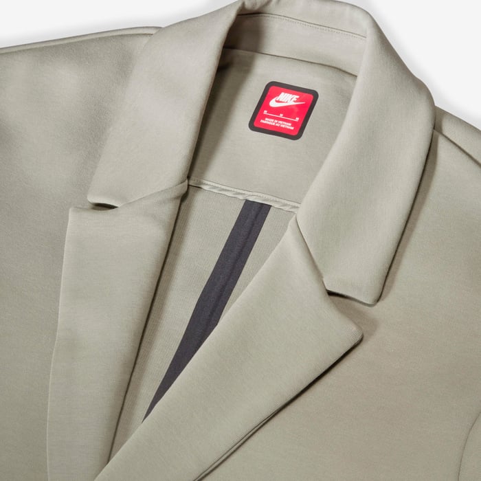 Nike Sportswear Tech Fleece Re-Imagined image number 3 Nike Sportswear Tech Fleece Re-Imagined image number 3