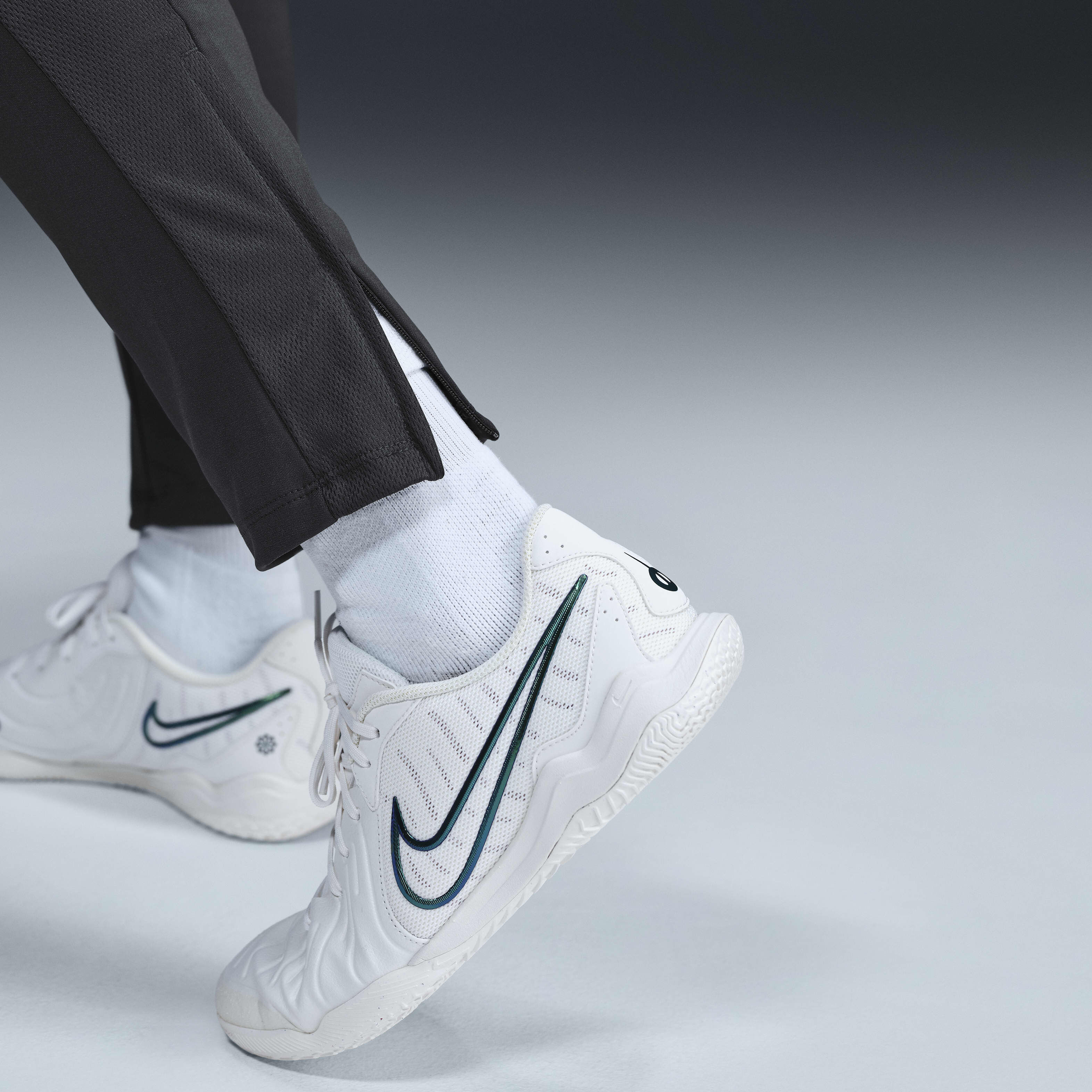 Federer nike shoes wimbledon 2019 clearance
