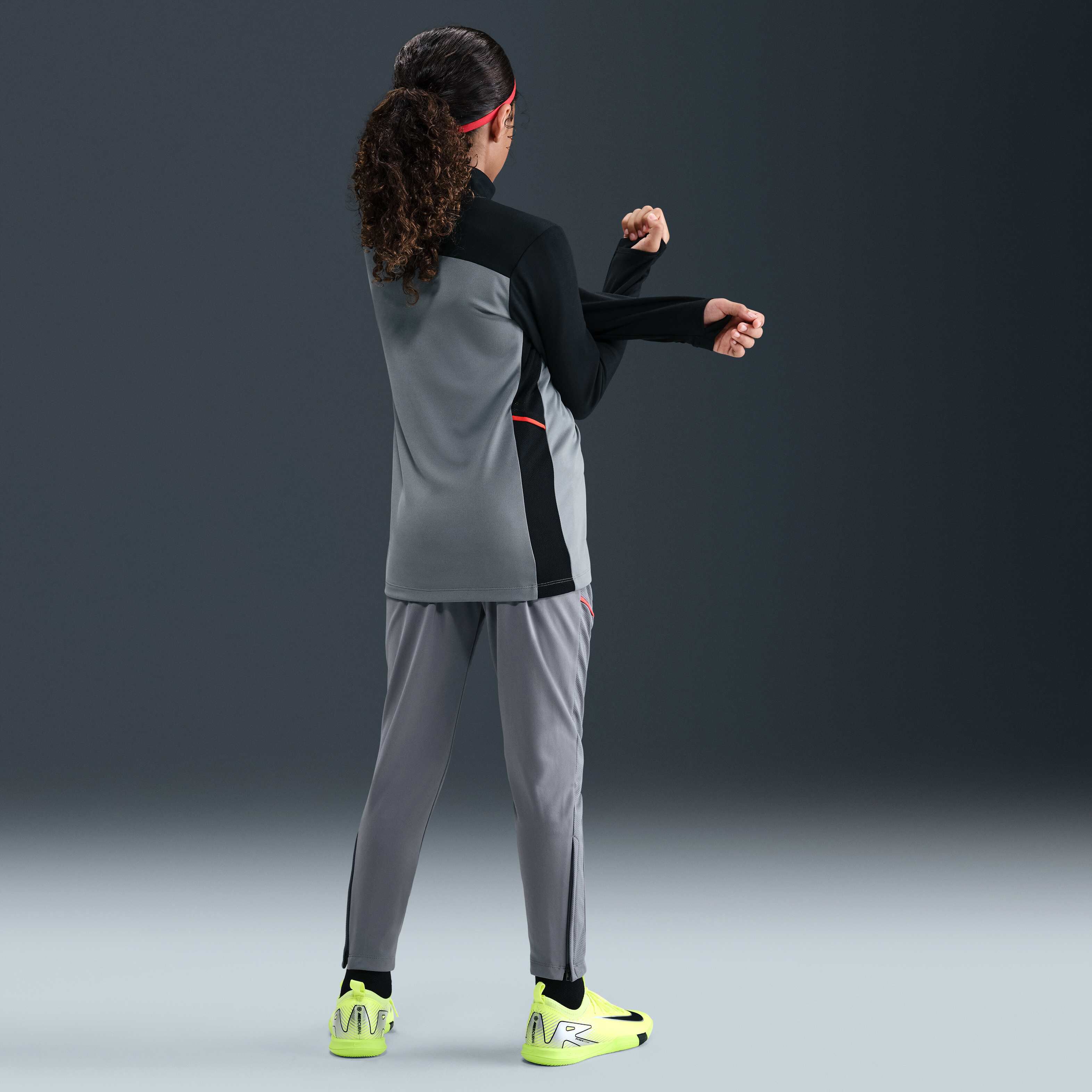 Buy Nike Academy Older Kids' Dri-FIT Long-Sleeve 1/4-Zip