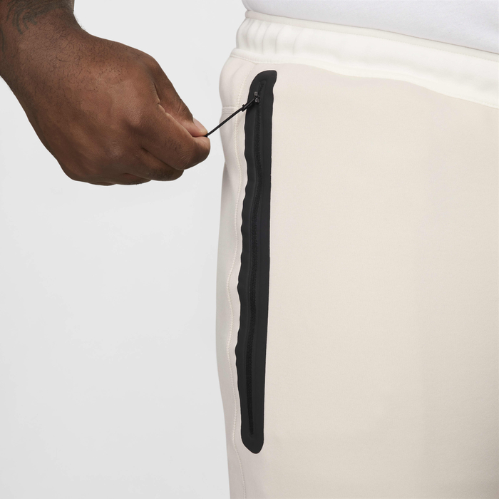 Nike Sportswear Tech Fleece image number 14 Nike Sportswear Tech Fleece image number 14