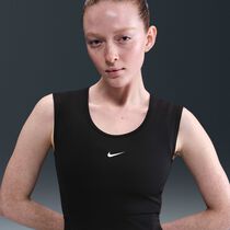 Nike Pro