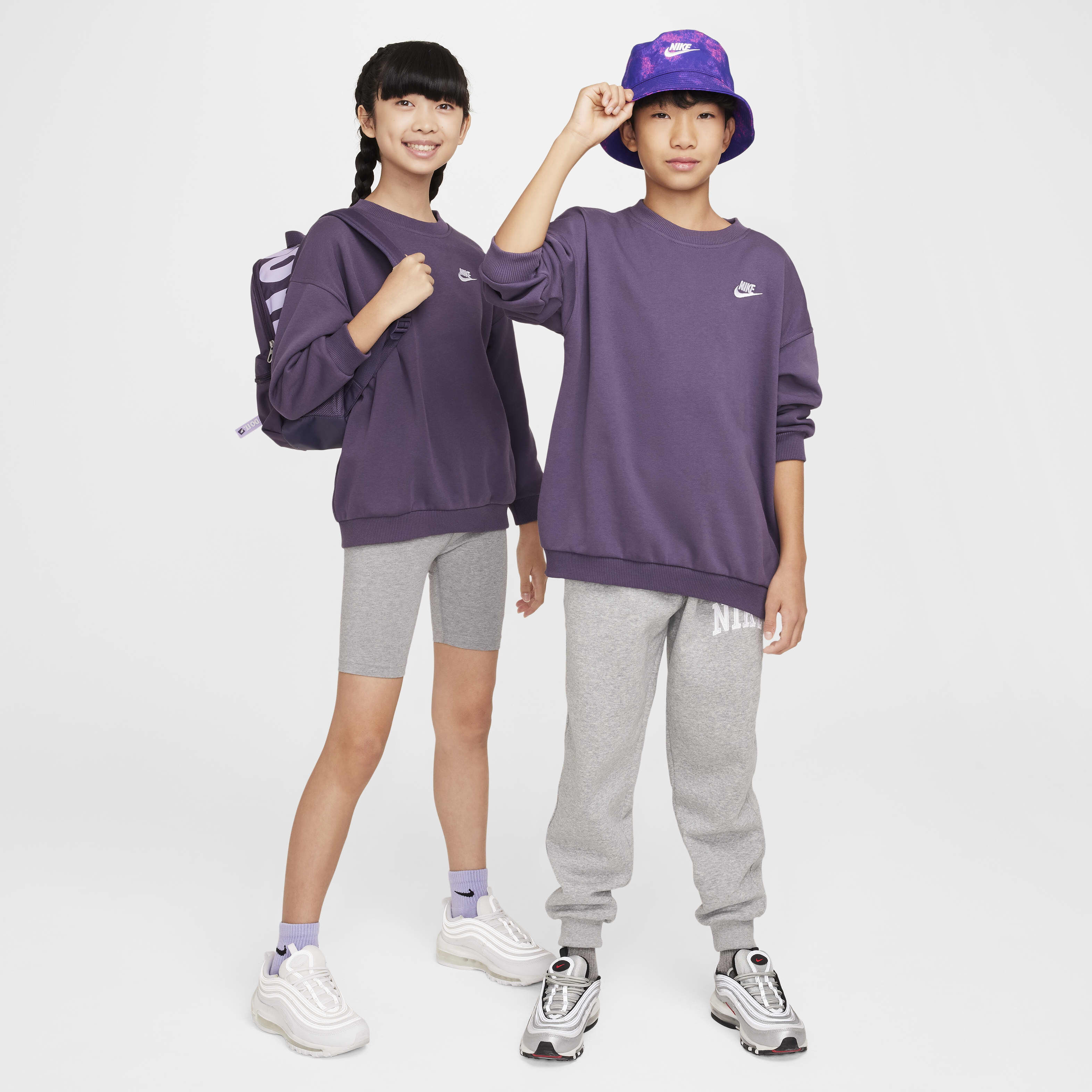 نايكي سبورتسوير كلوب فليس image number 4