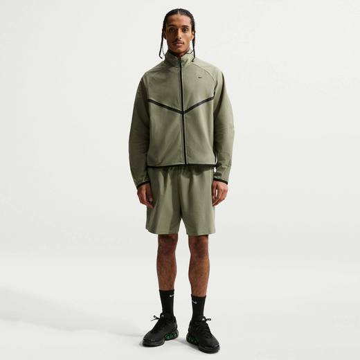 Nike Tech