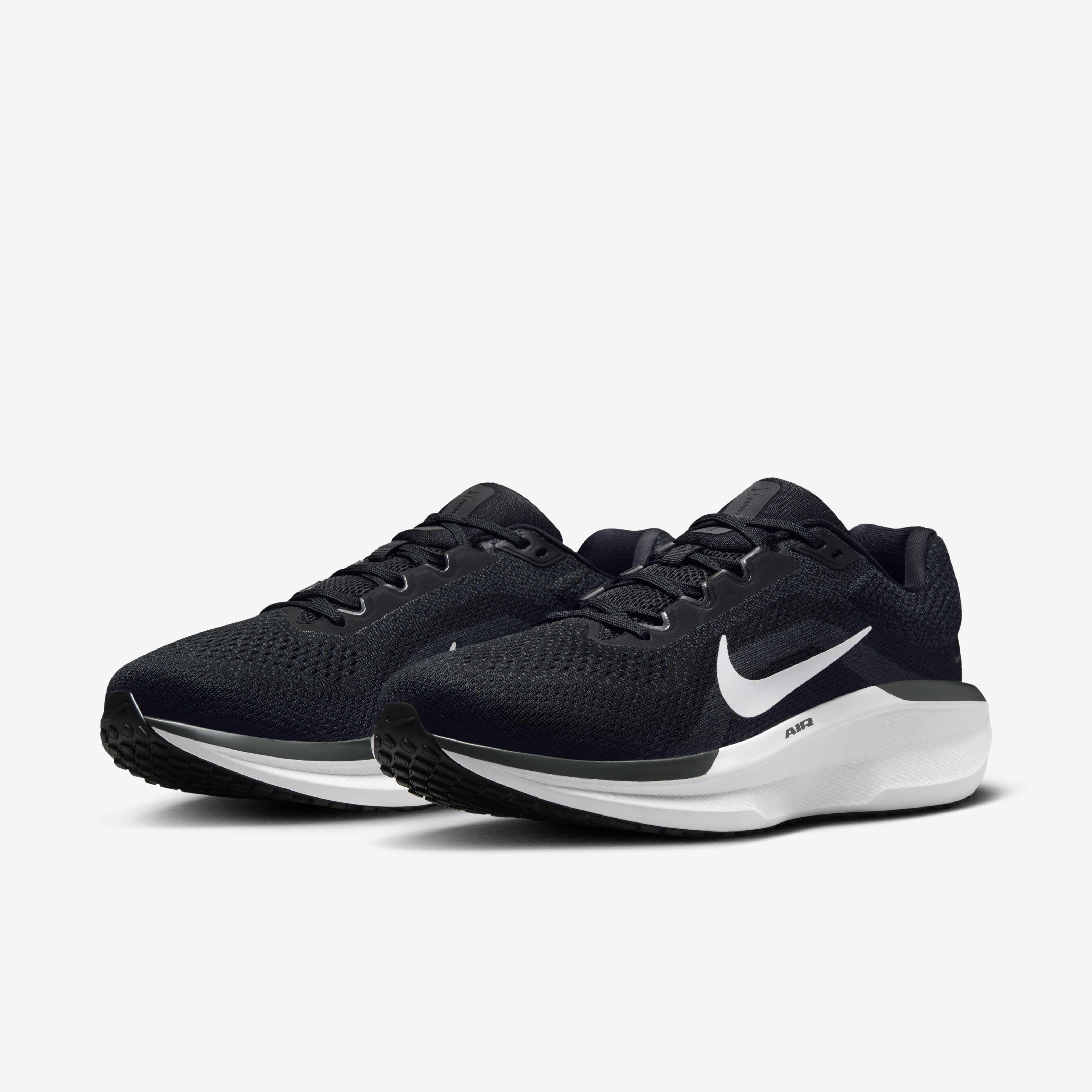 Buy Nike Winflo 11 Men s Road Running Shoes Extra Wide Nike Saudi Official