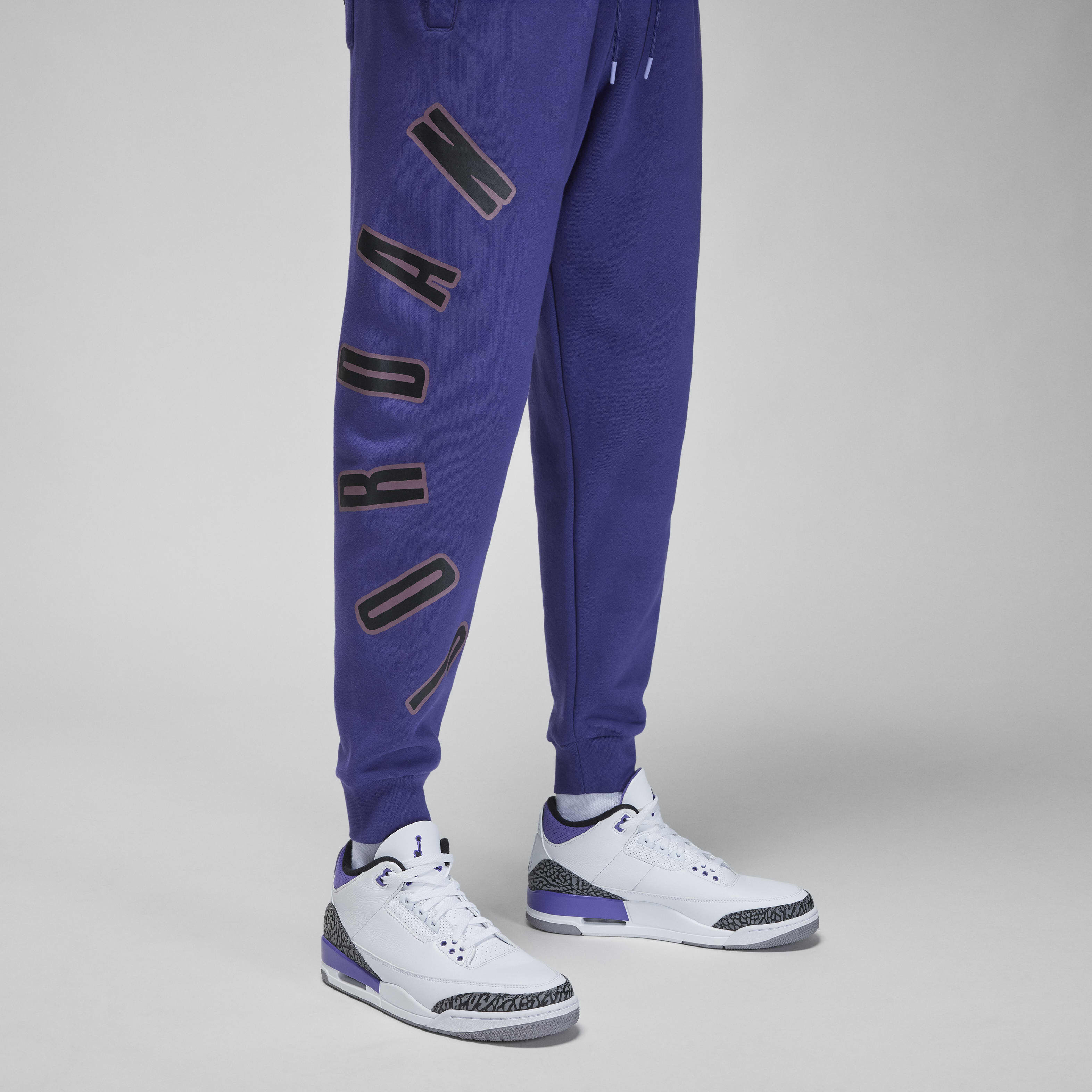 Buy Jordan Flight MVP Men's Fleece Trousers - Sky J Purple/Sail | Nike  Saudi Official