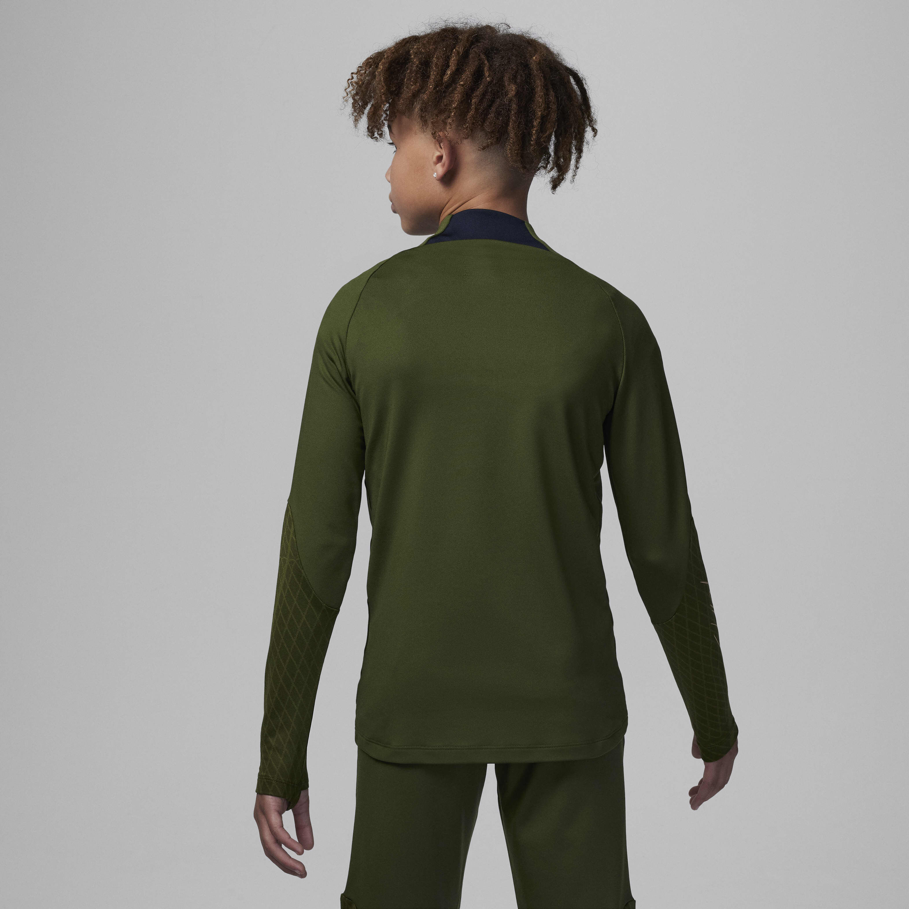 باريس سان جيرمان سترايك البديل image number 1