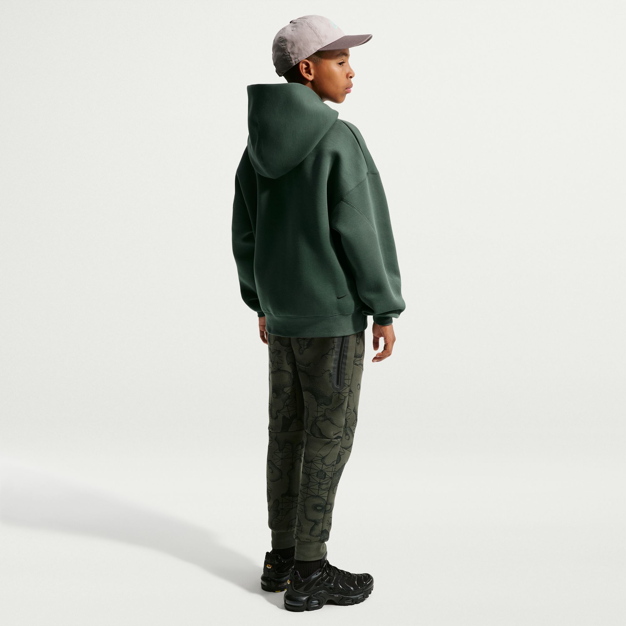 Nike Sportswear Tech Fleece image number 1