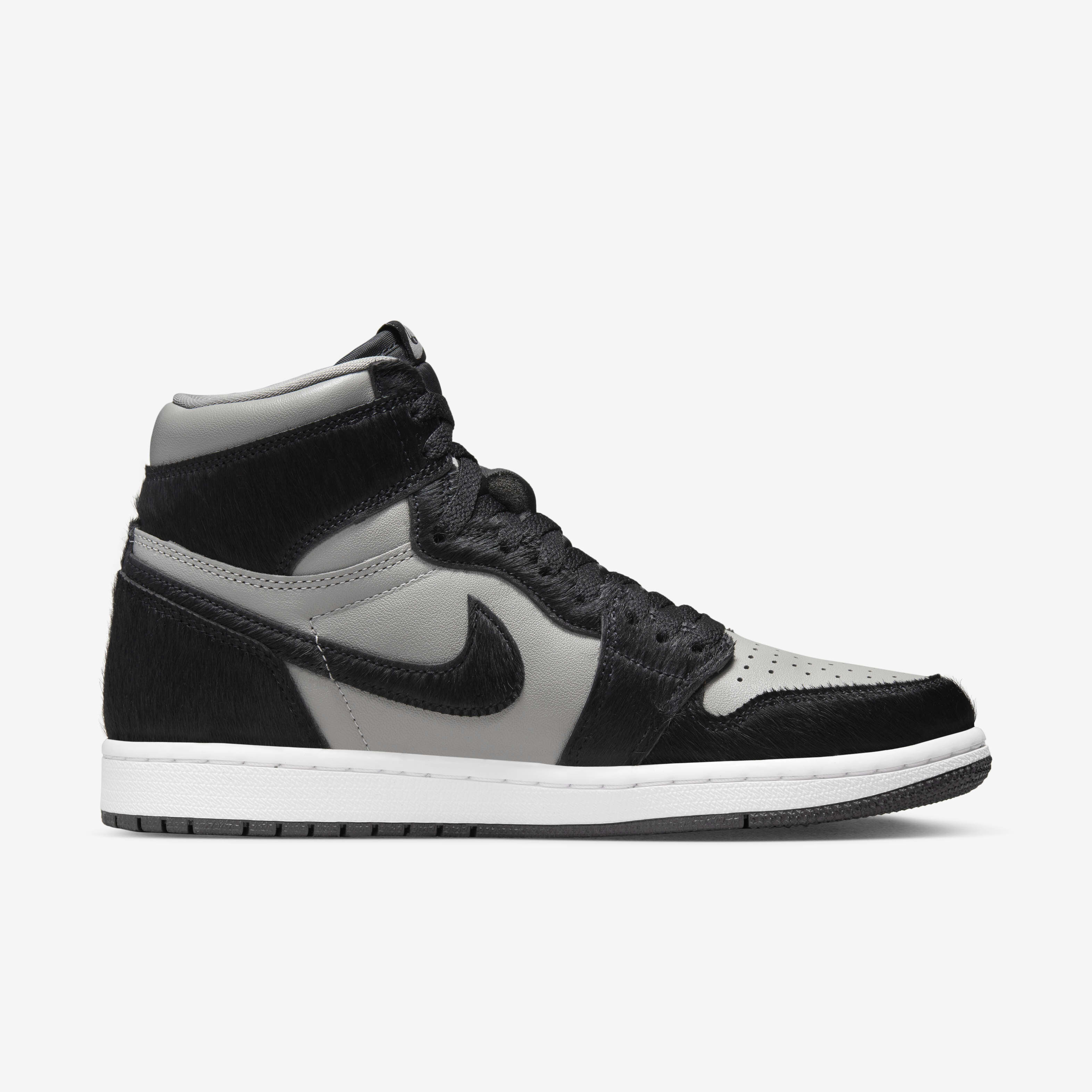 Air Jordan 1 Retro High image number 2