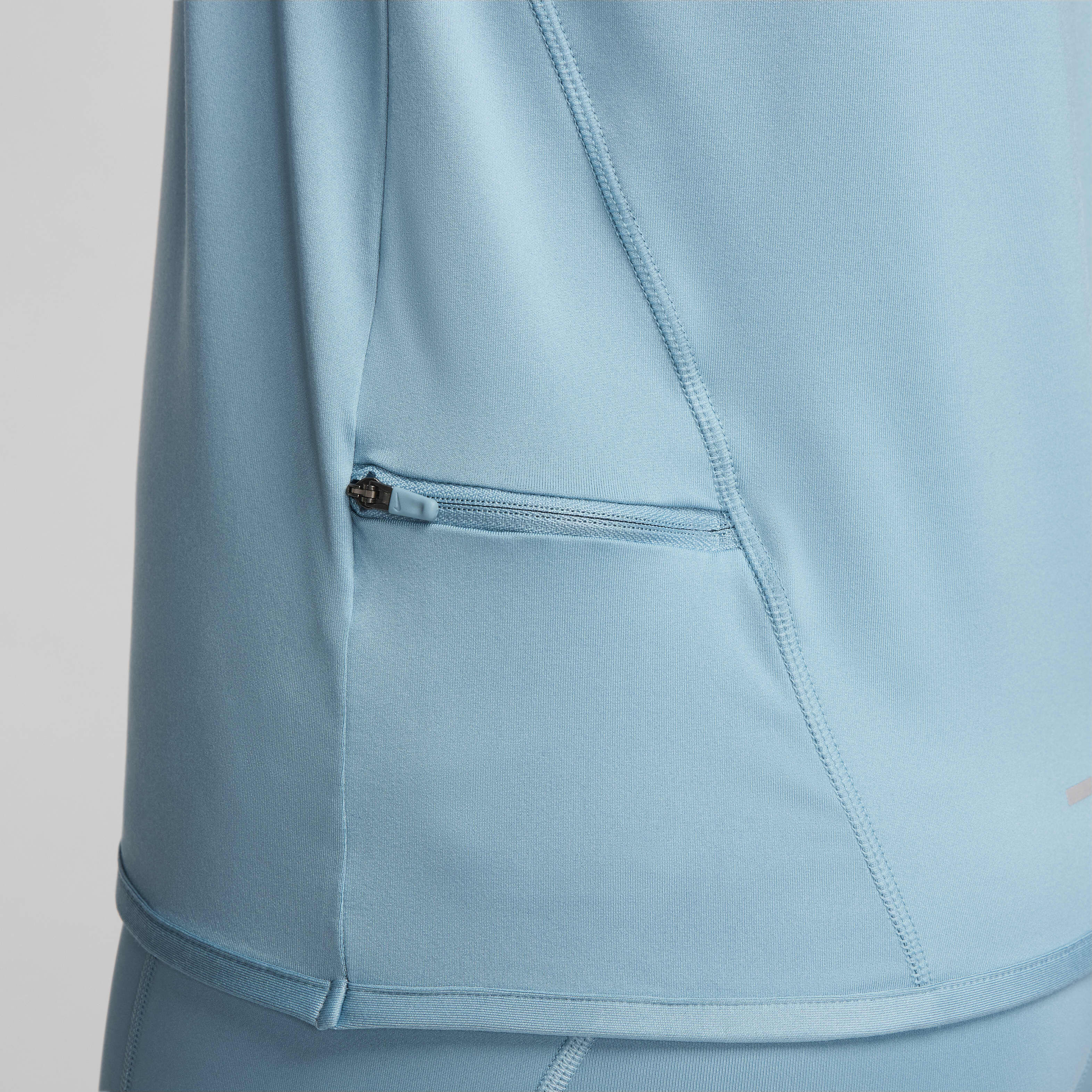 Nike Dri-FIT Swift UV image number 3