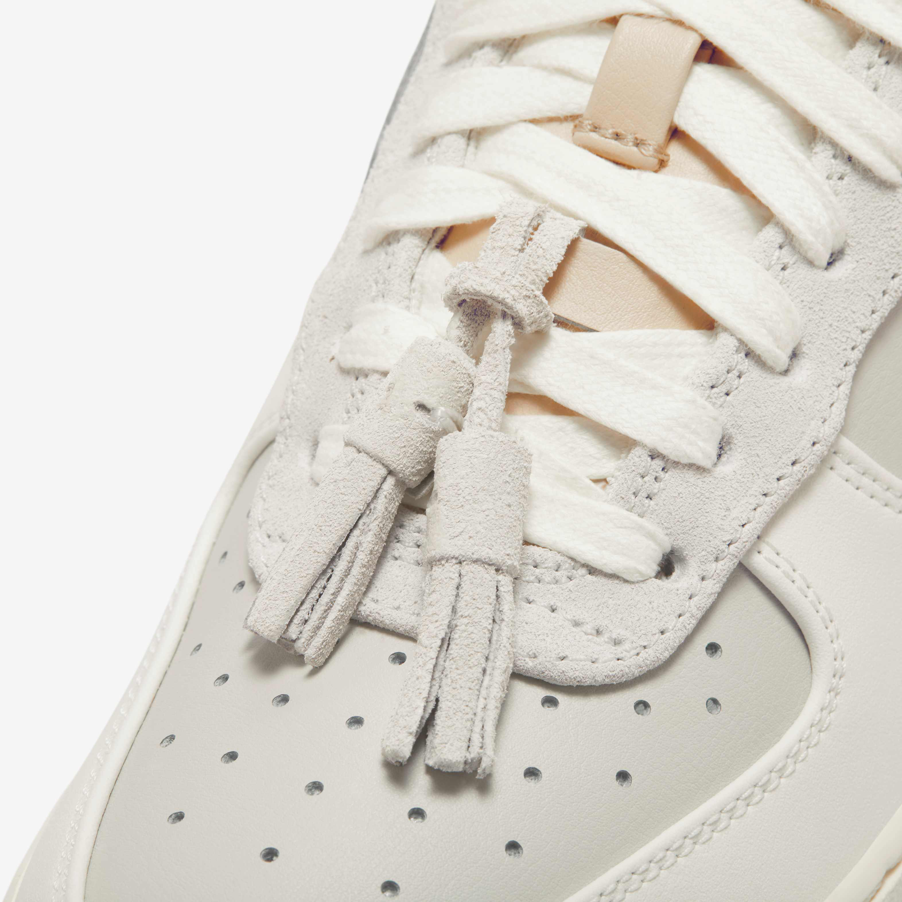 نايكي اير فورس 1 '07 image number 8