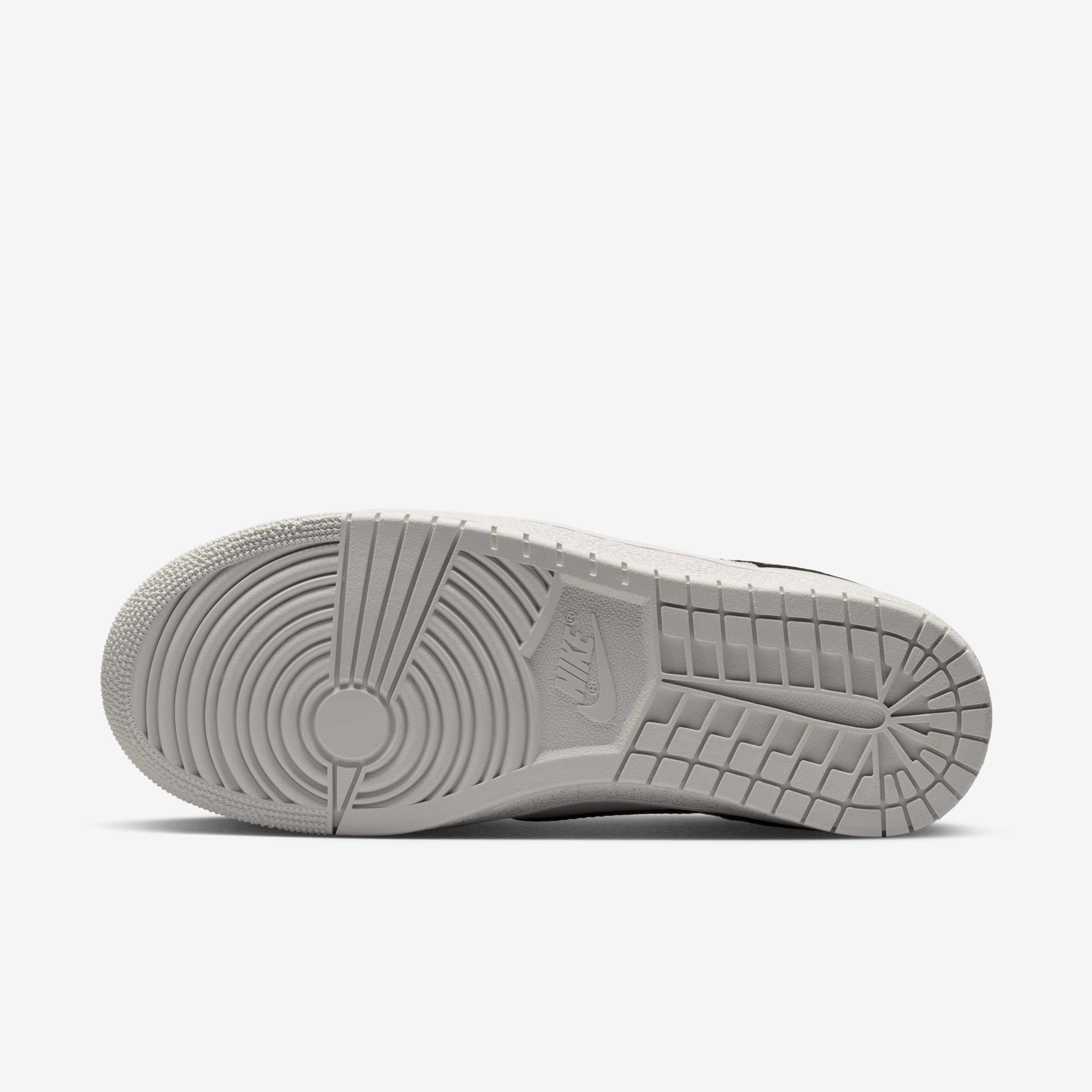 Air Jordan Skyline Low image number 0