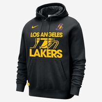Los Angeles Lakers Club Courtside