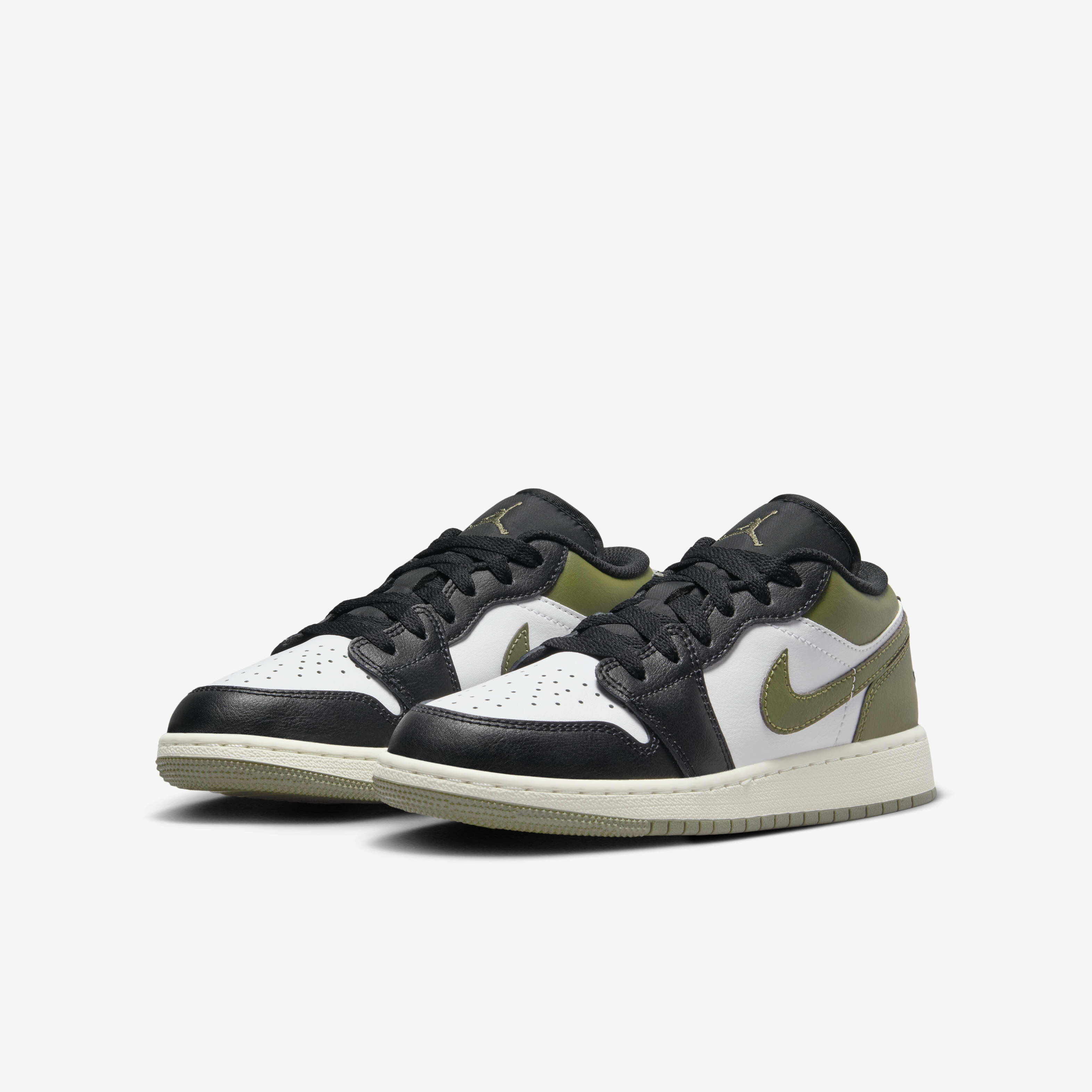 Air Jordan 1 Low image number 4