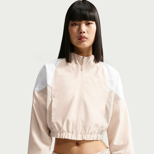 جاكيتات جري نسائية-نايكي, نايكي سبورتسوير, جاكيت رياضي للنساء