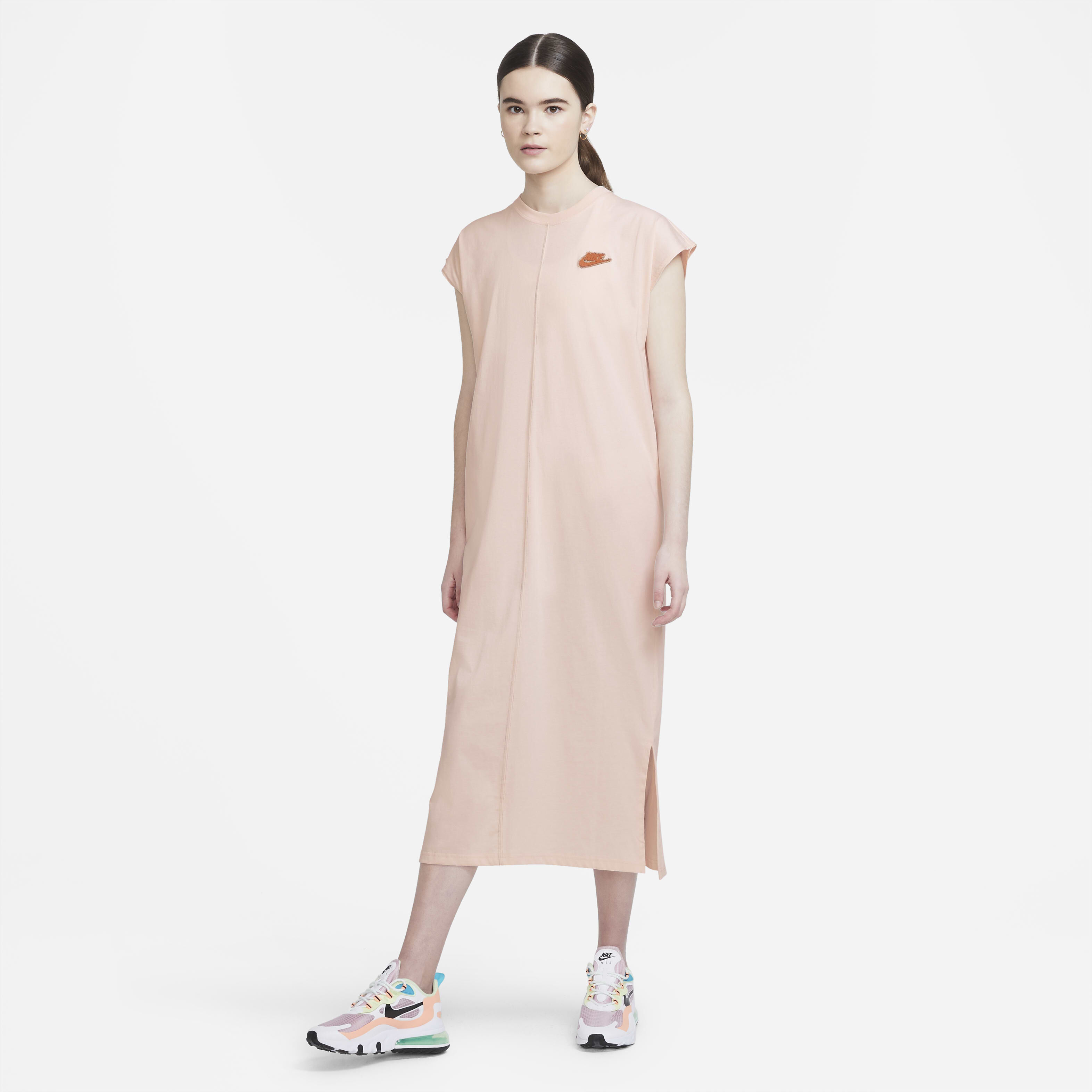 نايكي سبورتسوير image number 0