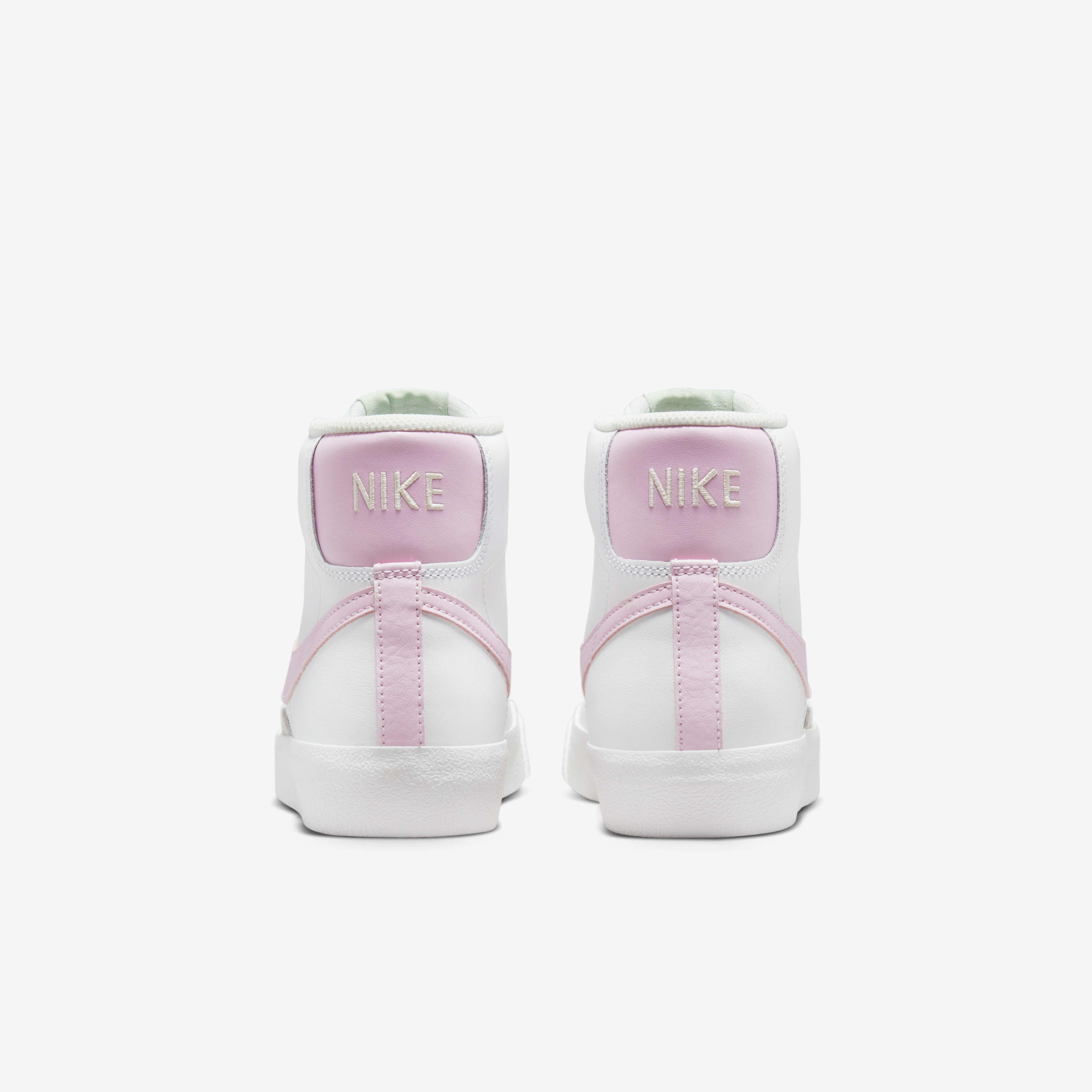 Nike Blazer Mid '77 image number 5