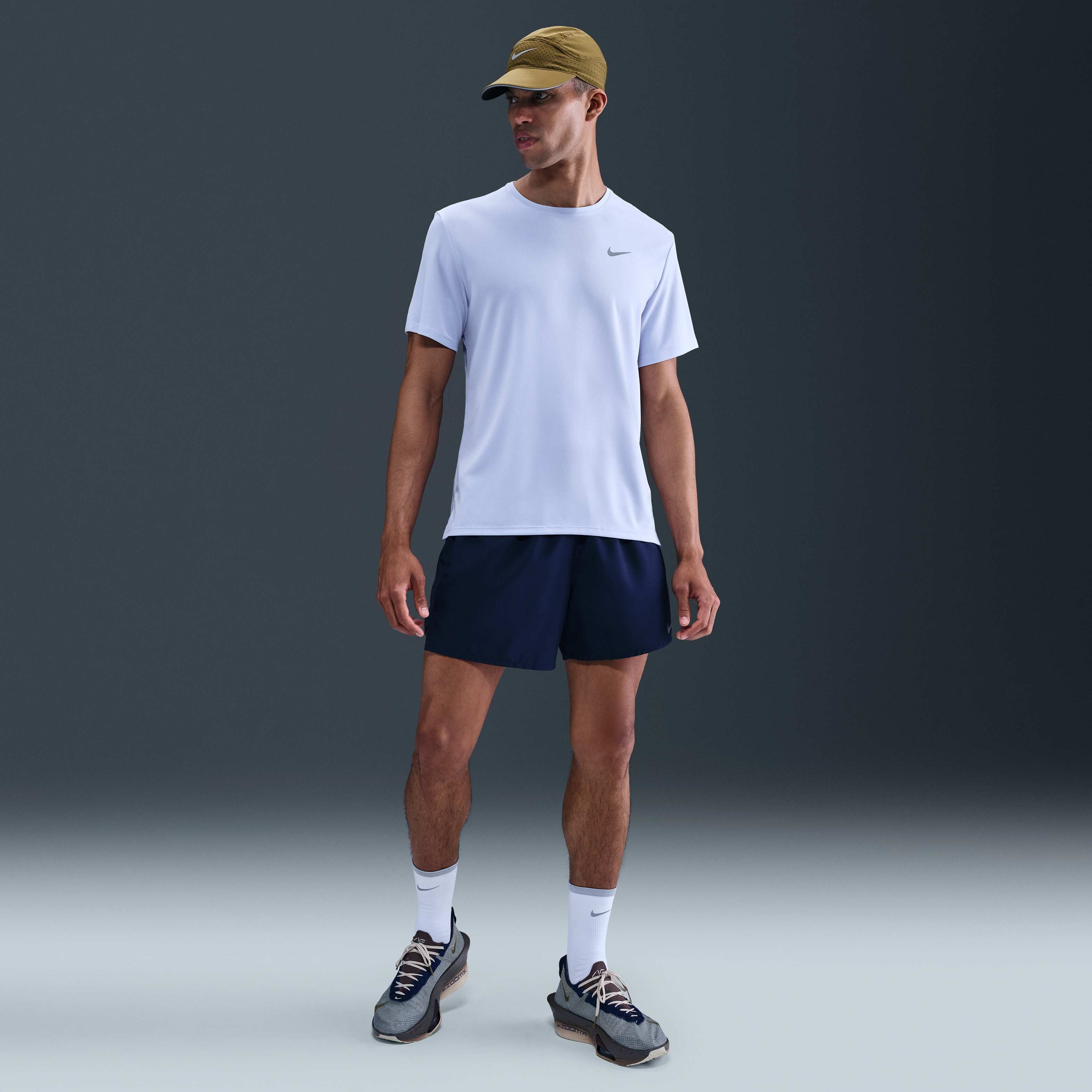 Nike Miler image number 3