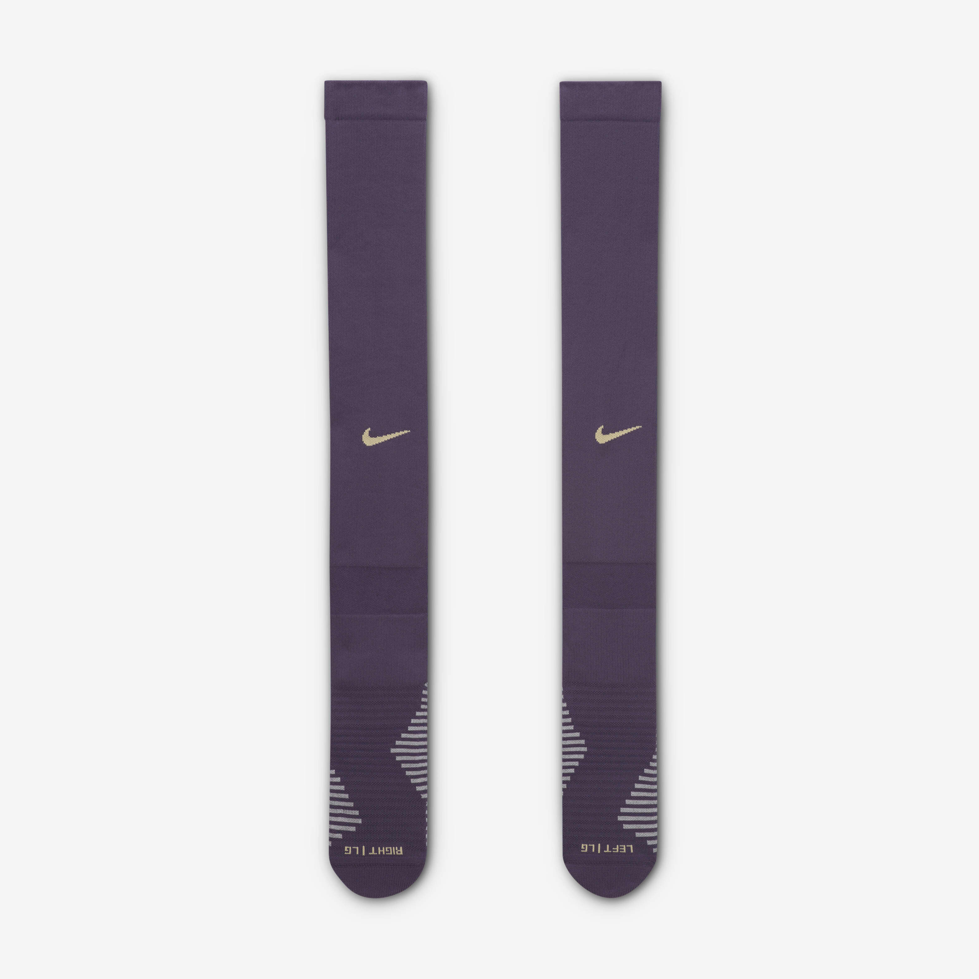 England Strike Away image number 1