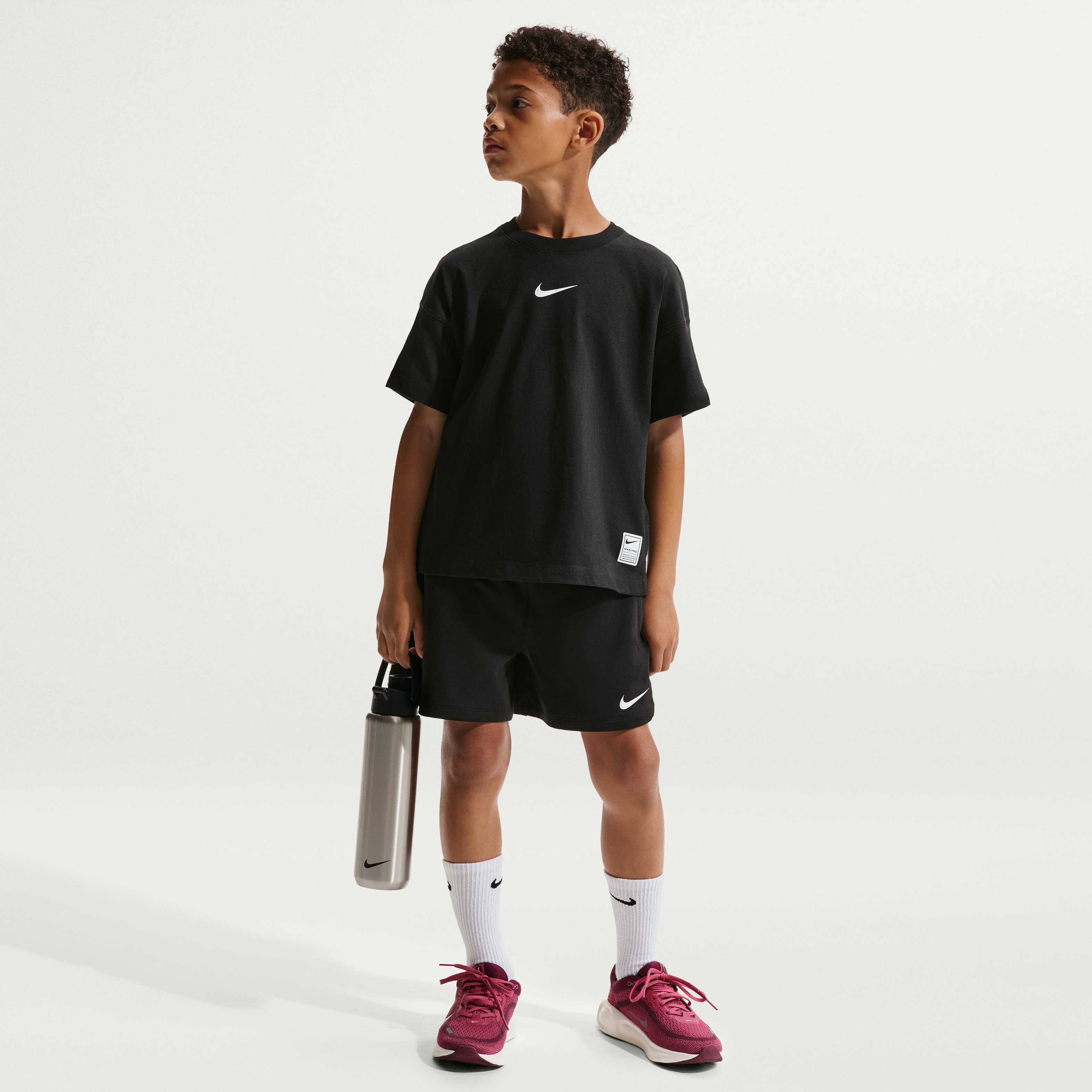 Nike Pro image number 3