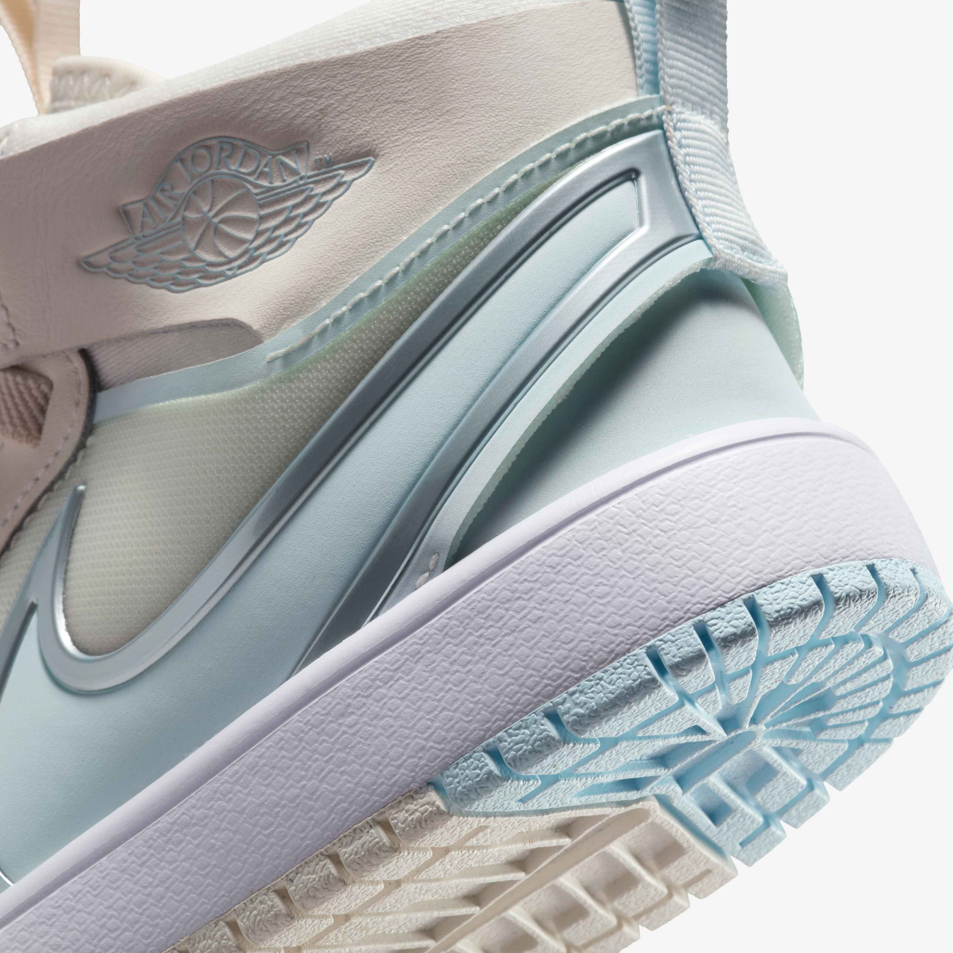 جوردن 1 ميد RM ايزي اون image number 7