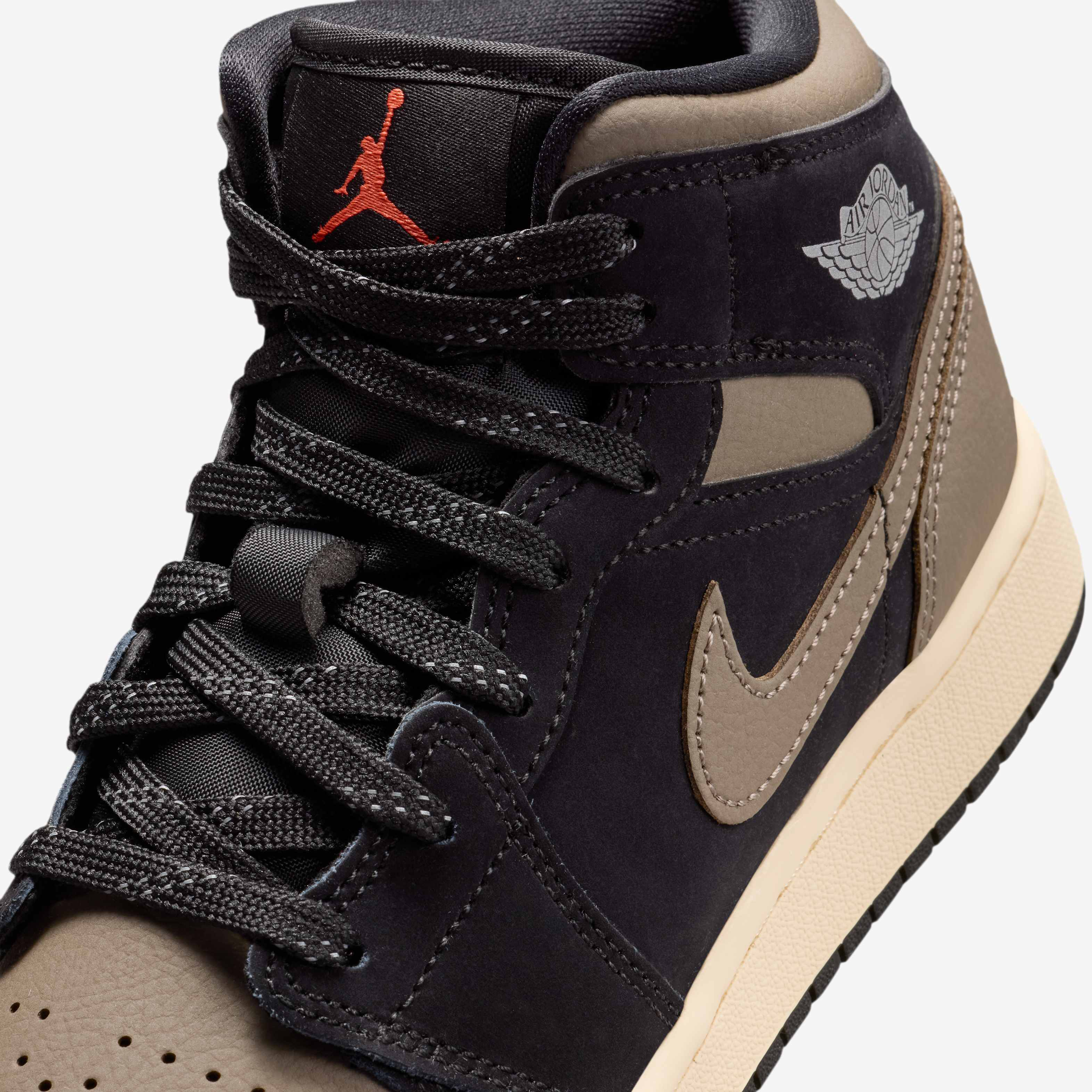 Air Jordan 1 Mid SE image number 6
