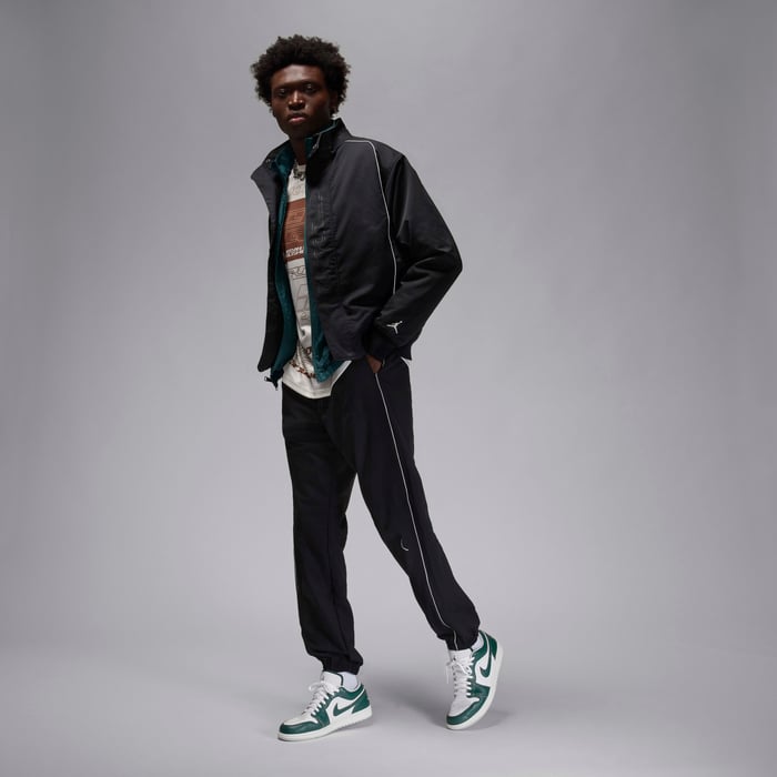 Air Jordan 1 Low SE image number 8
