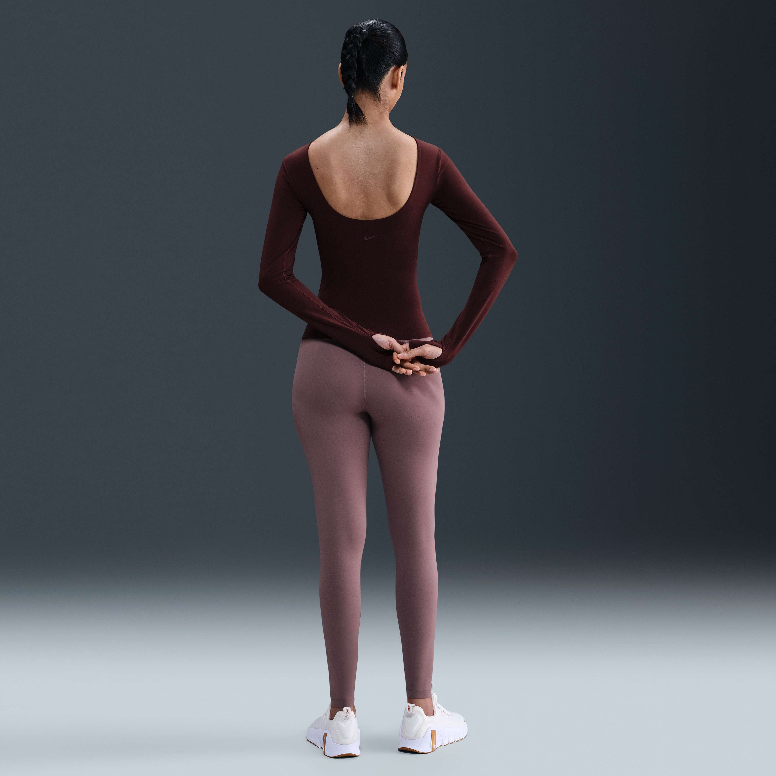 Nike Zenvy image number 4