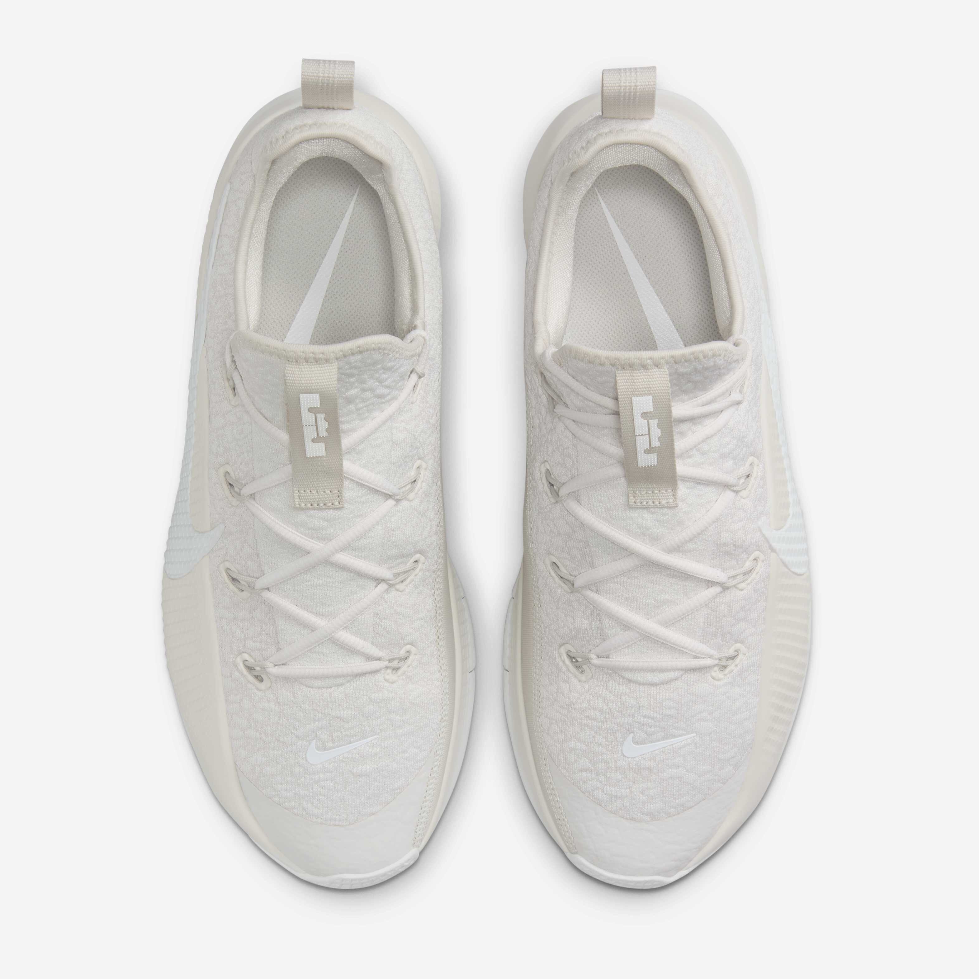 LeBron TR 1 image number 3