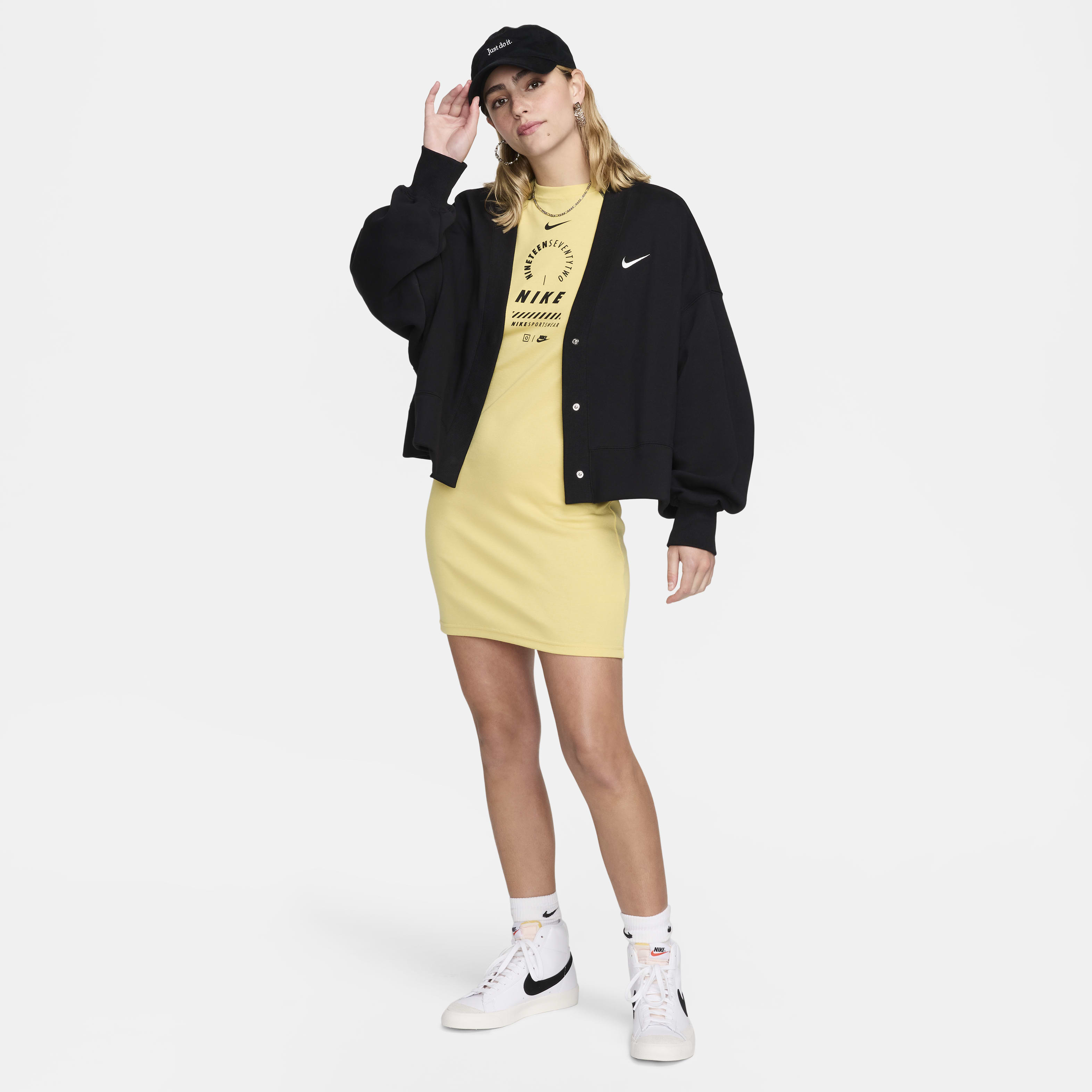 نايكي سبورتسوير image number 5