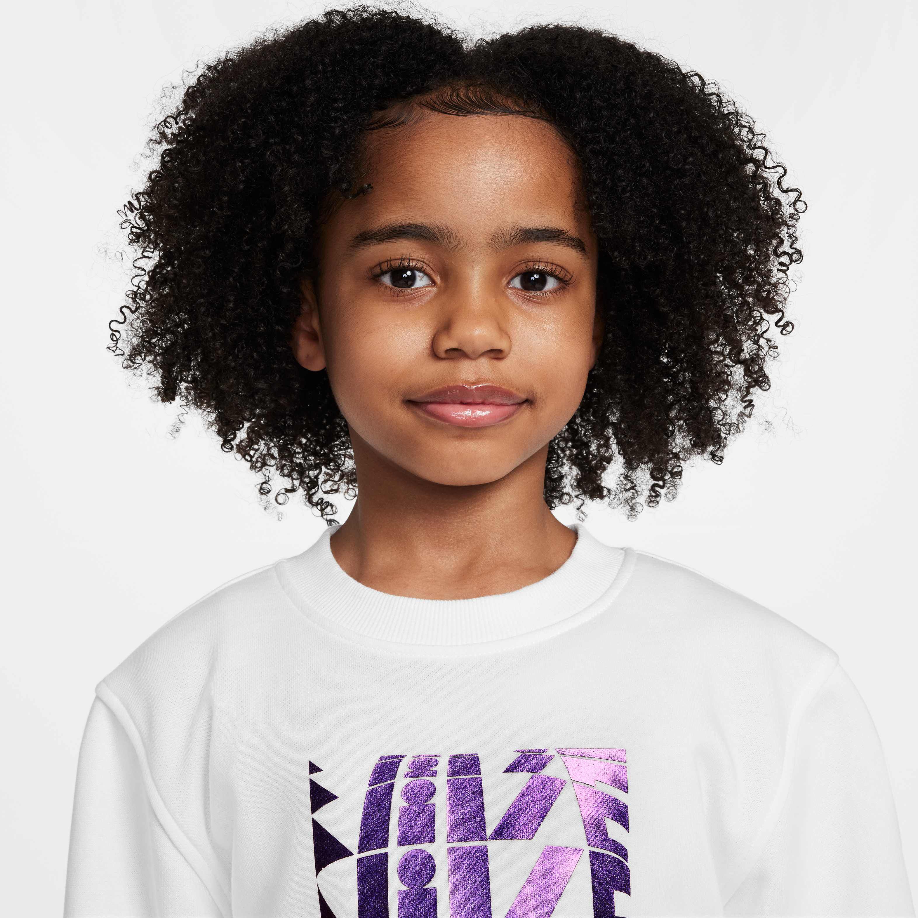 Nike Sportswear Club image number 2