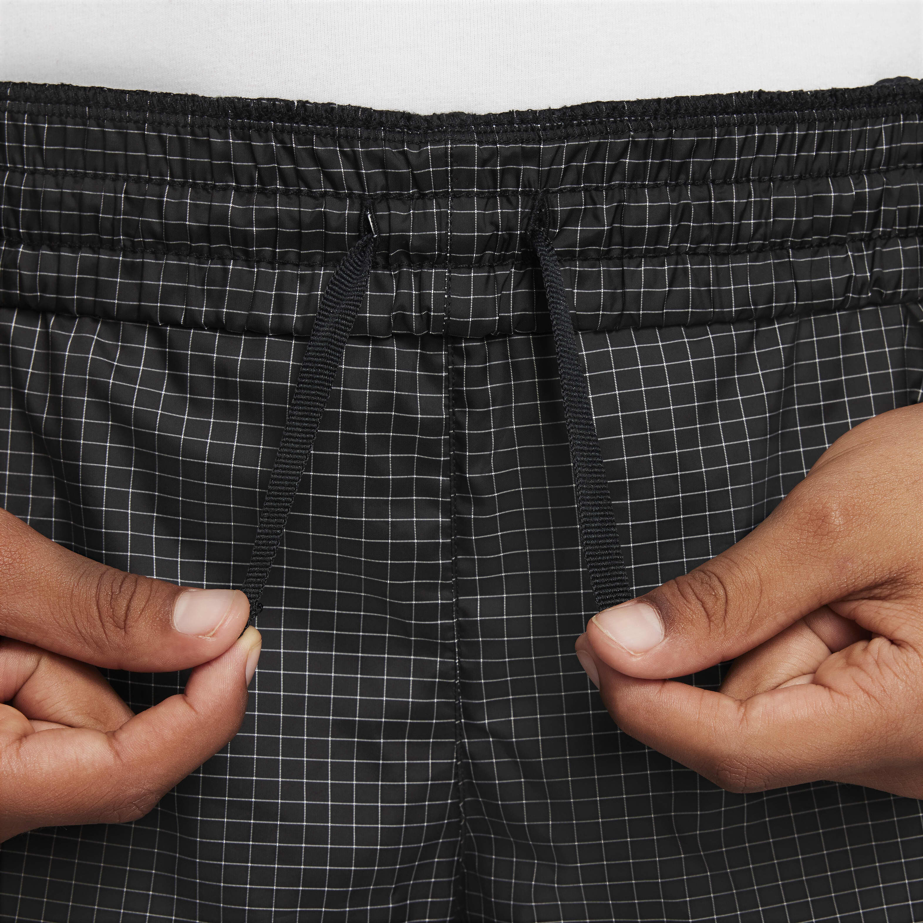 Nike Outdoor Play EasyOn image number 2