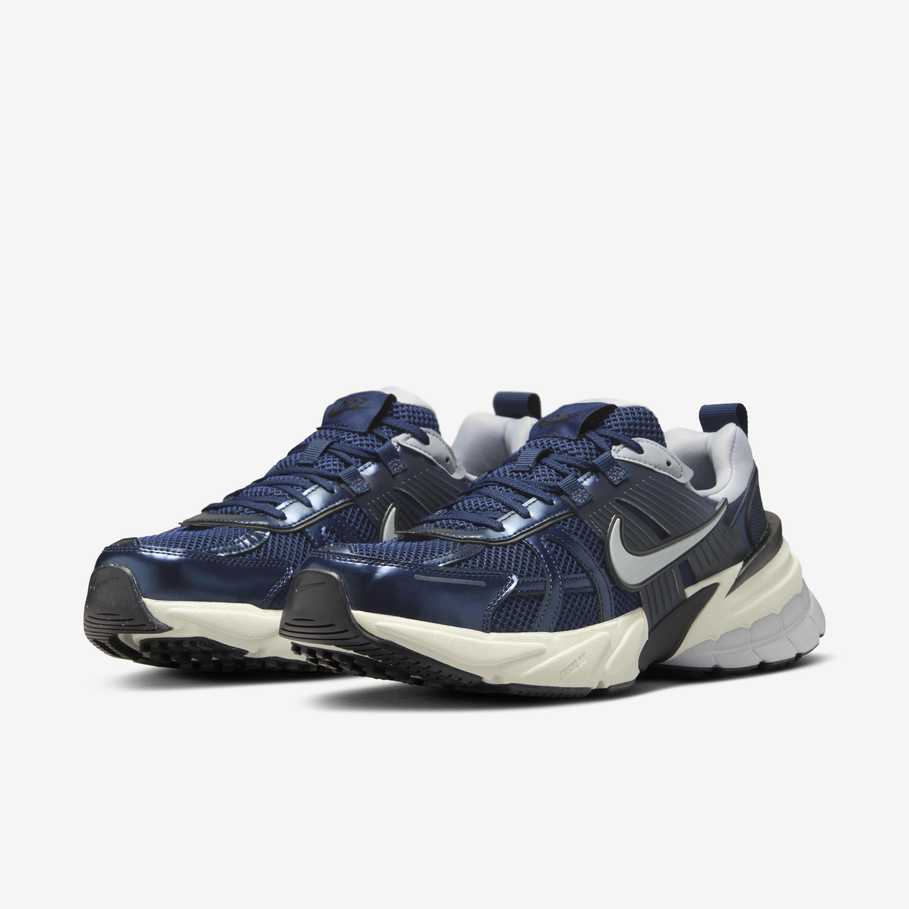 Buy Nike V2K Run Men s Shoes Nike Saudi Official