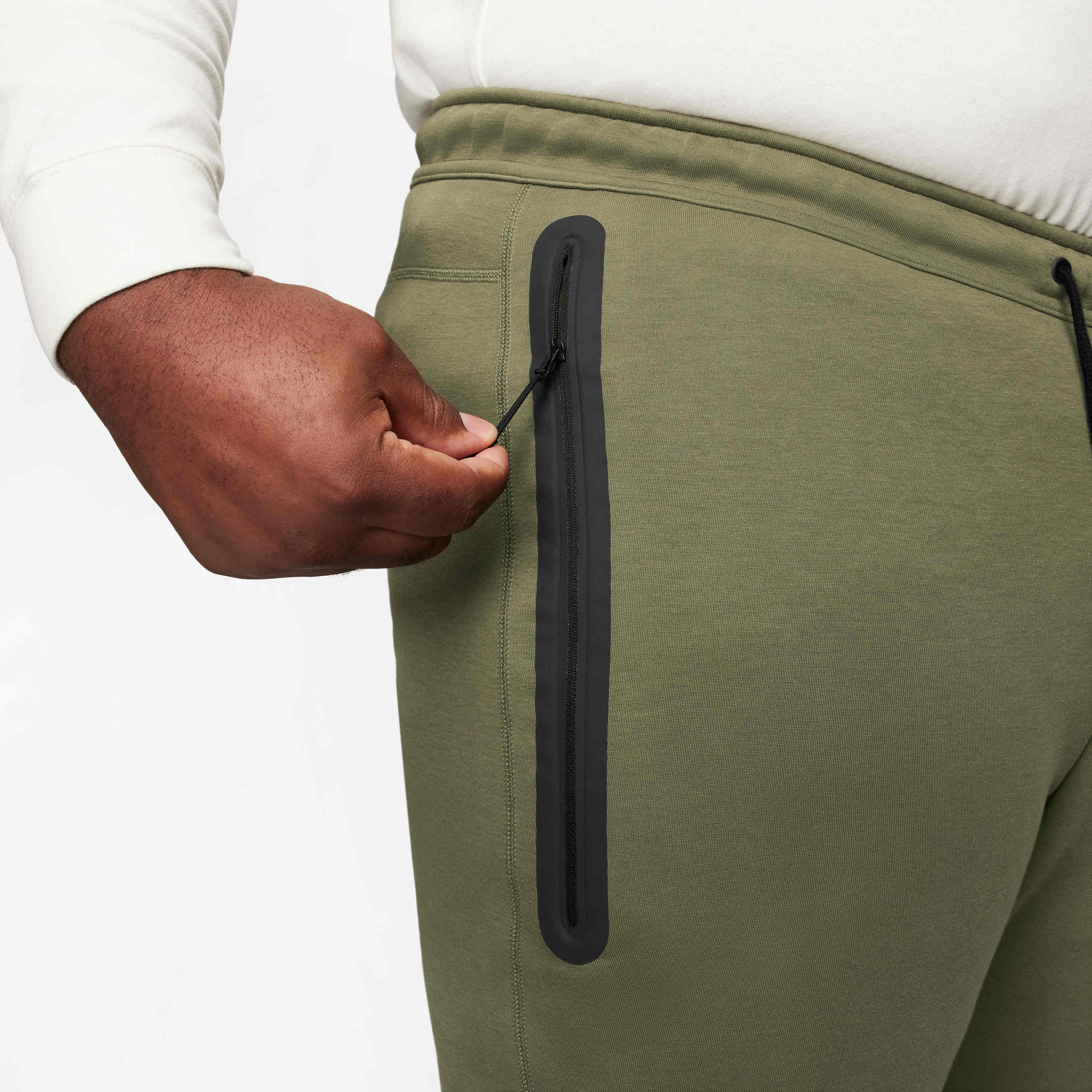 نايكي سبورتسوير تك فليس image number 14