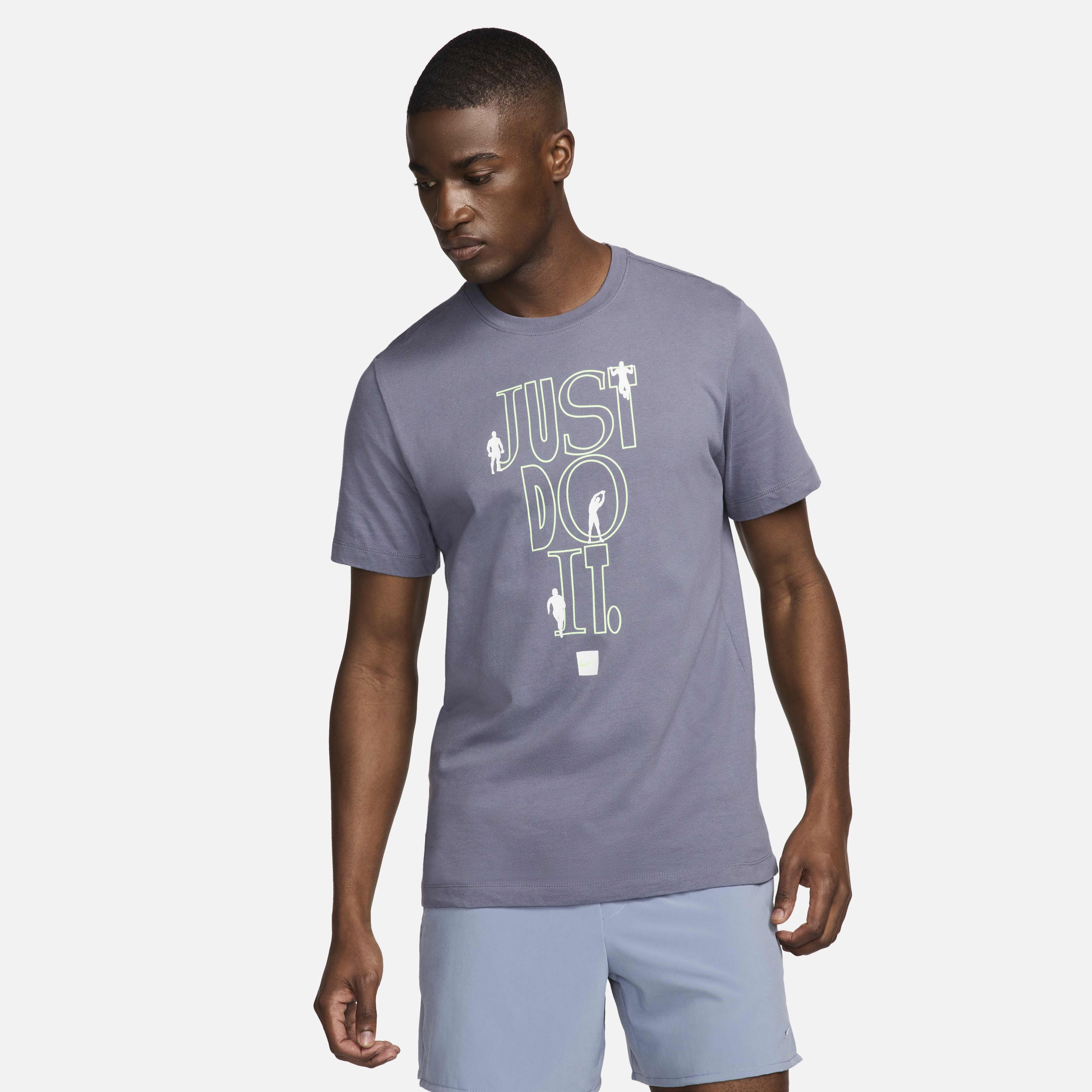 Buy Nike Men's Fitness T-Shirt - Light Carbon | Nike Saudi