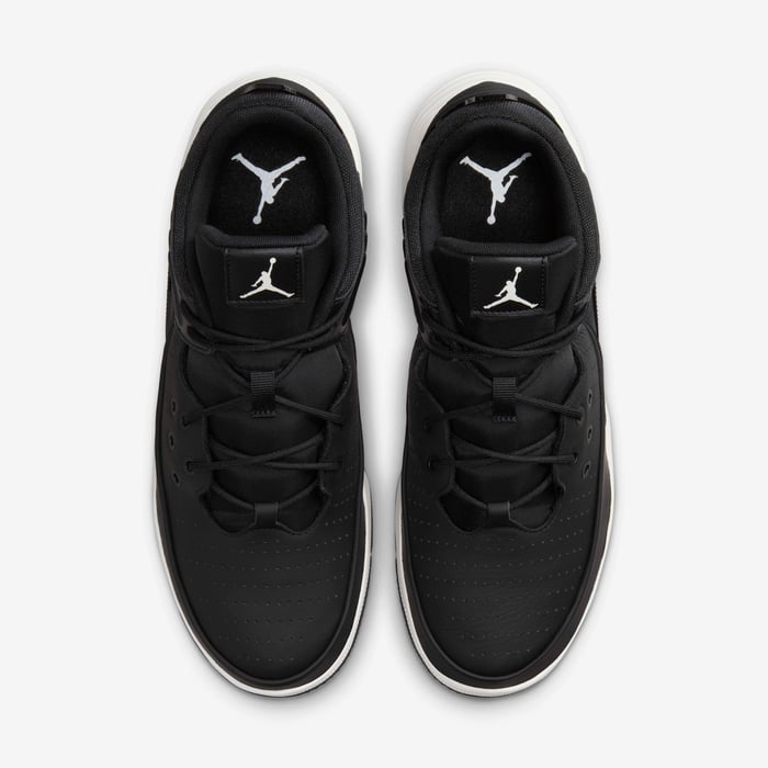 Jordan Max Aura 5 image number 3 Jordan Max Aura 5 image number 3