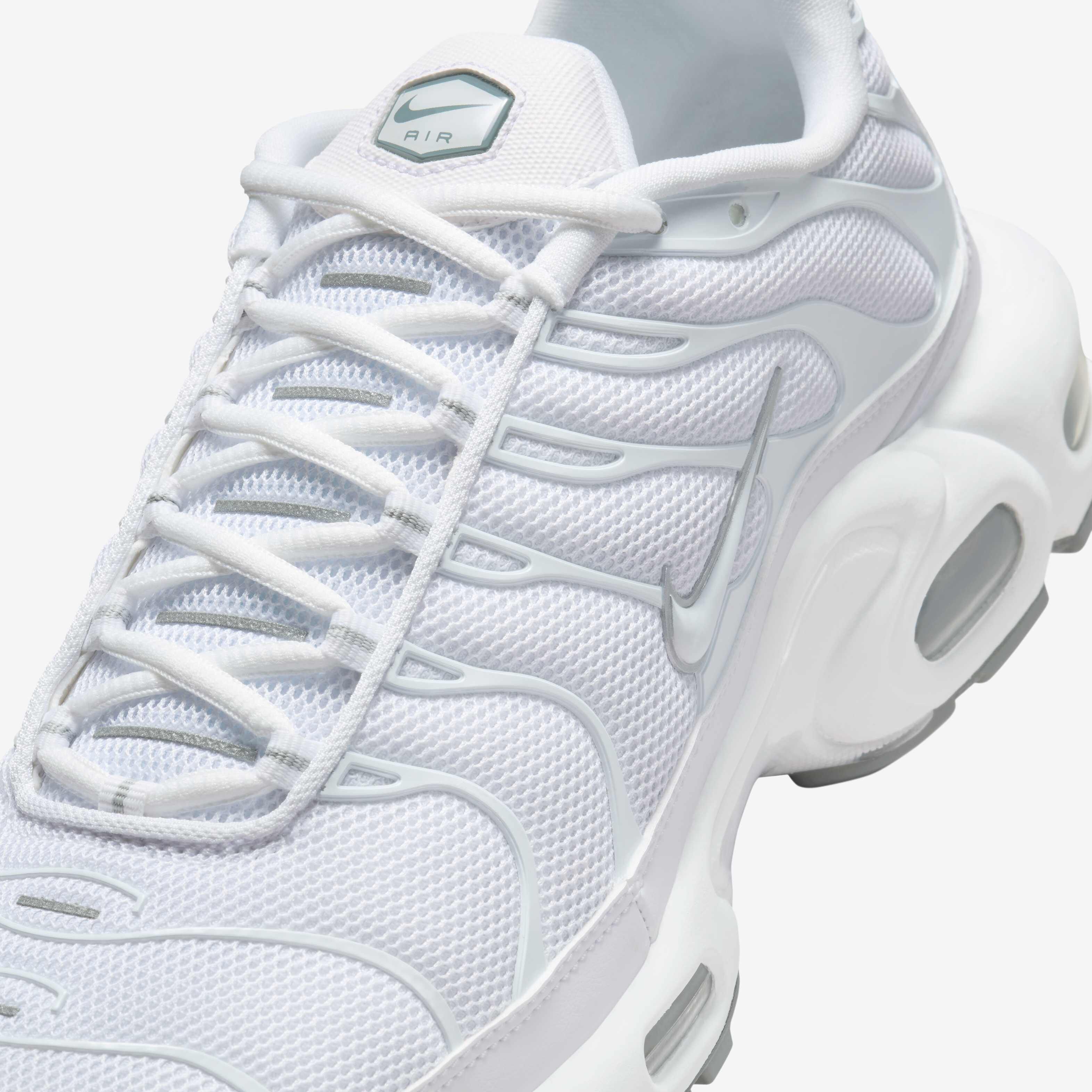 Nike Air Max Plus image number 7