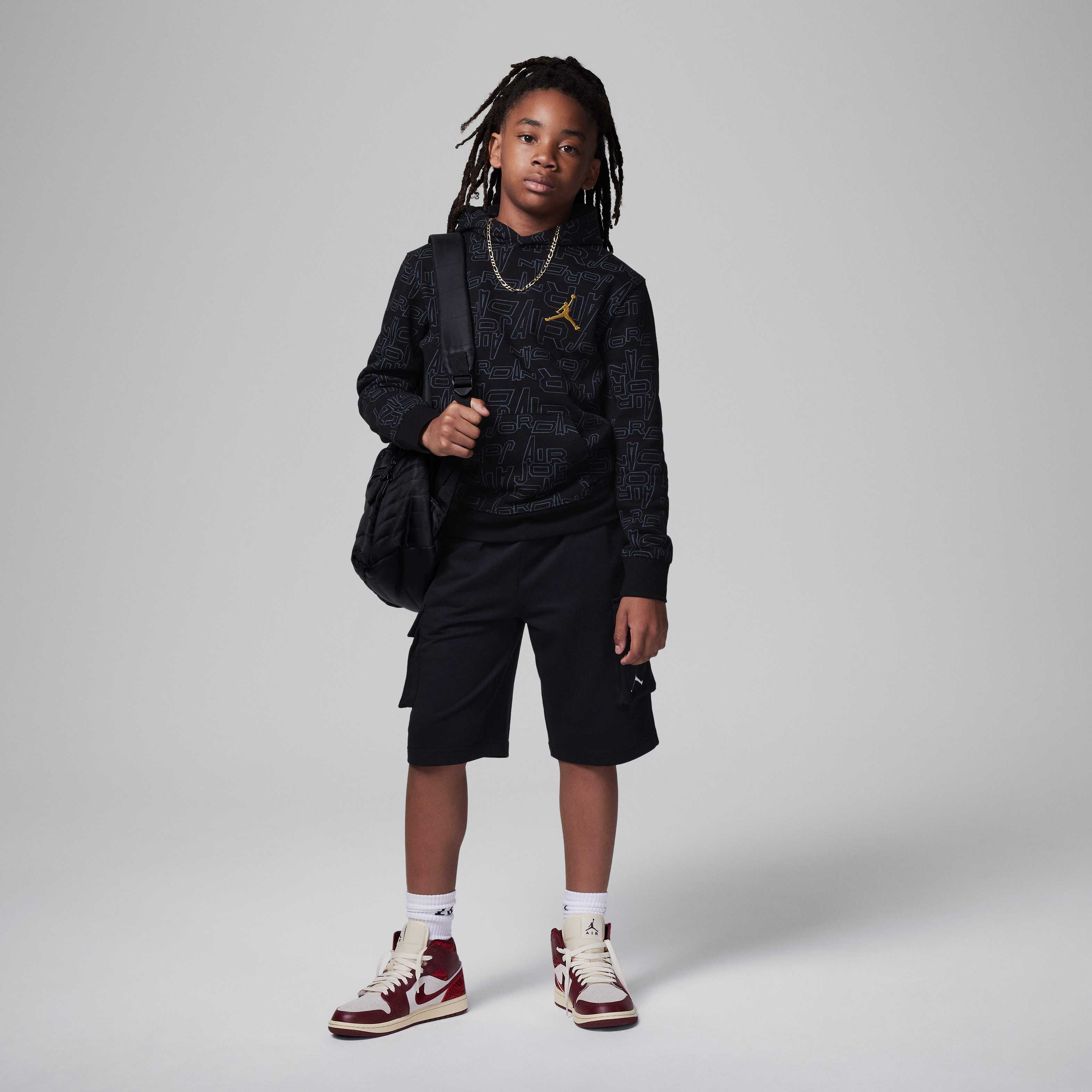 Jordan Take Flight Black and Gold Printed Pullover image number 4