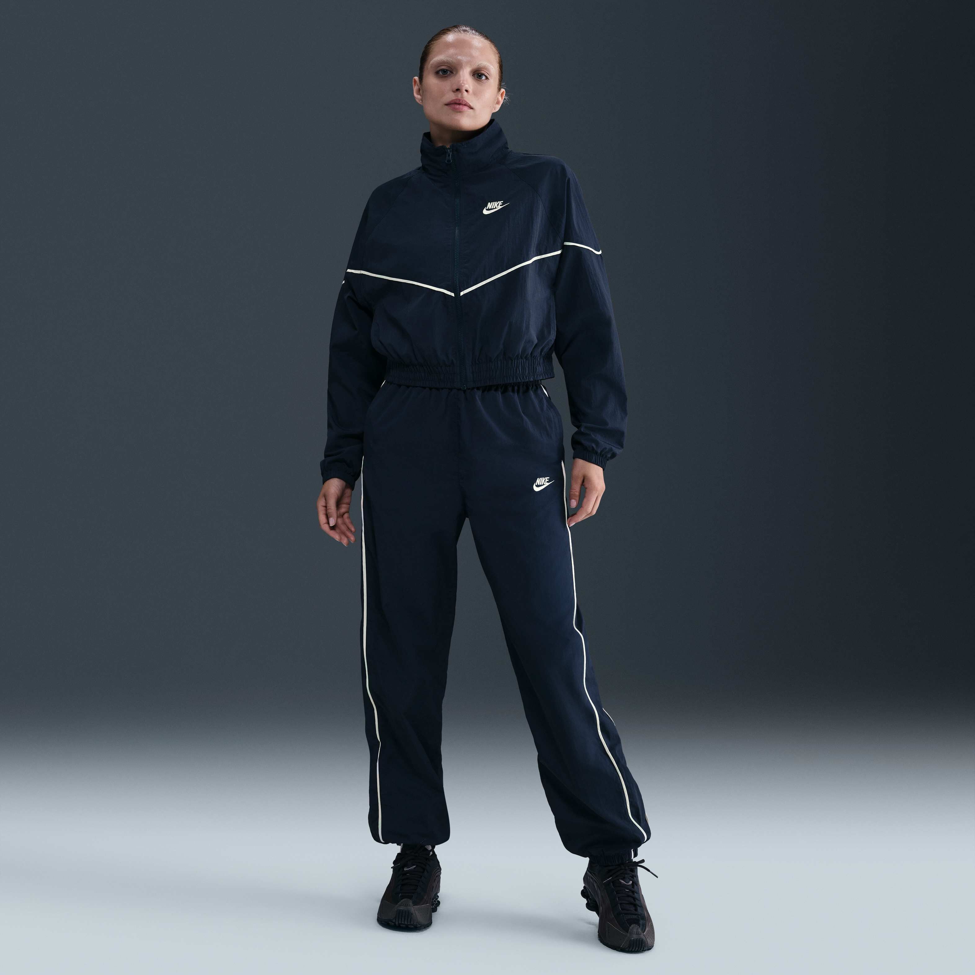 Nike Sportswear Windrunner image number 0