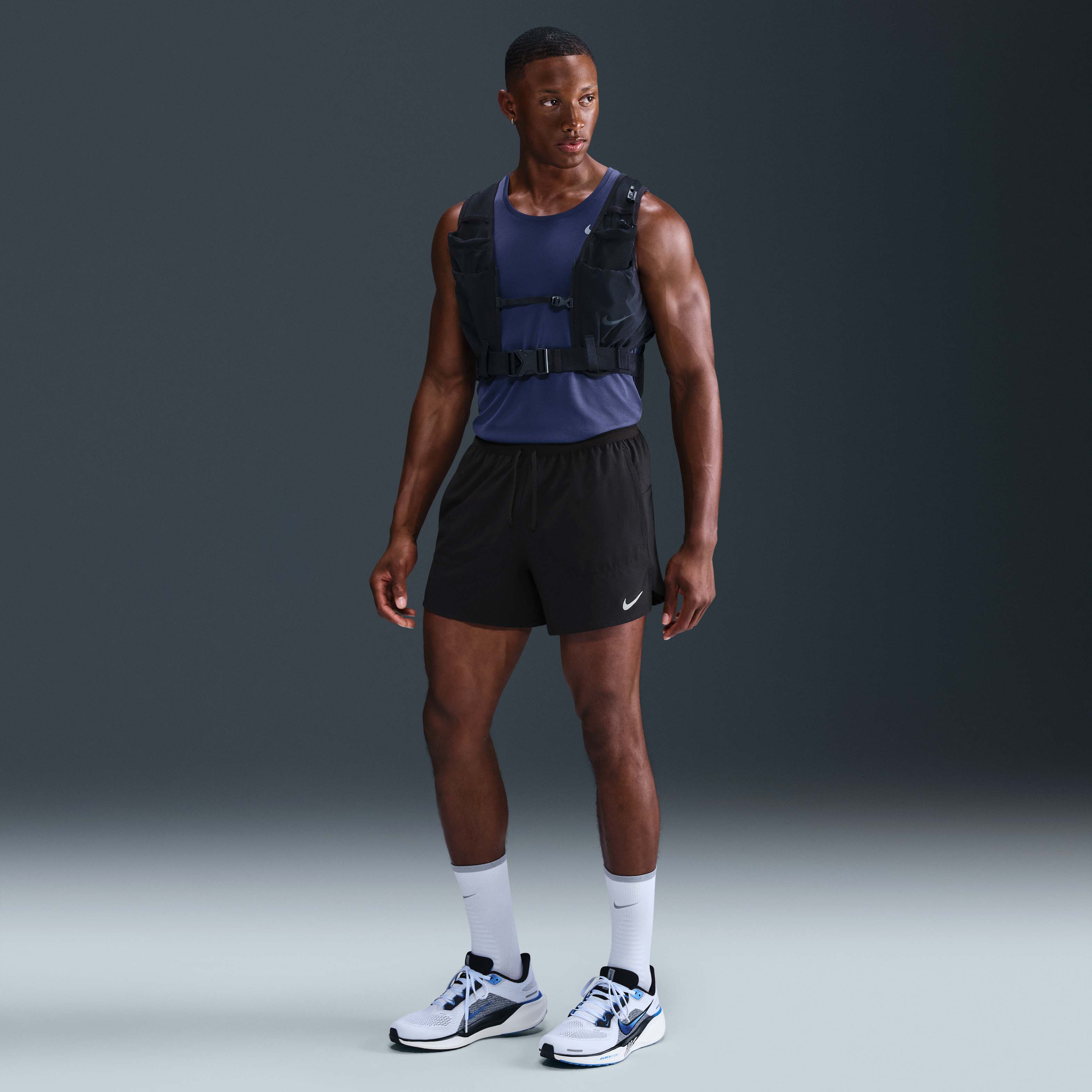 Nike Stride image number 0